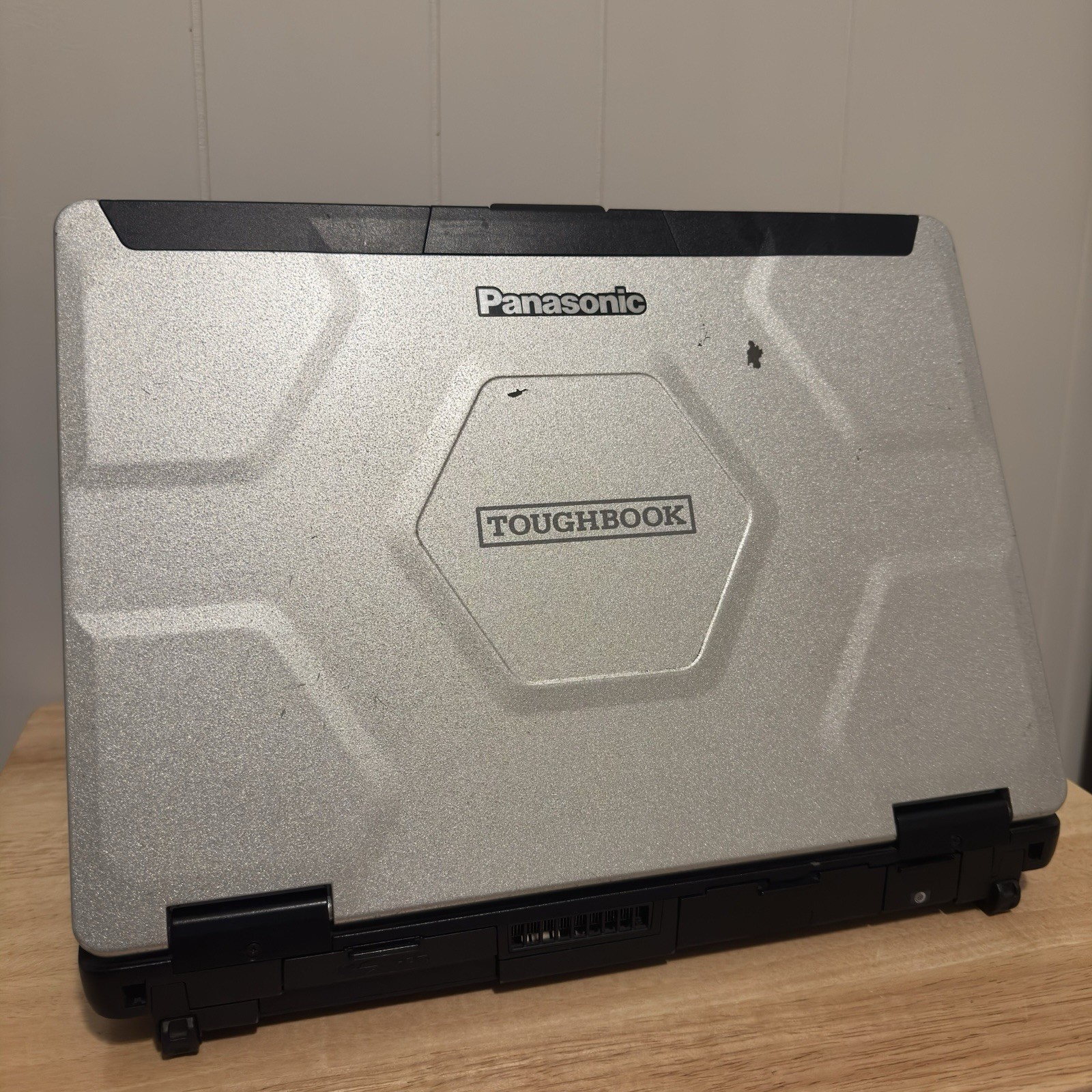 Panasonic Toughbook CF-54 MK1 14″ Laptop (i5, 4GB RAM, 256GB SSD) w/ Fischer USB