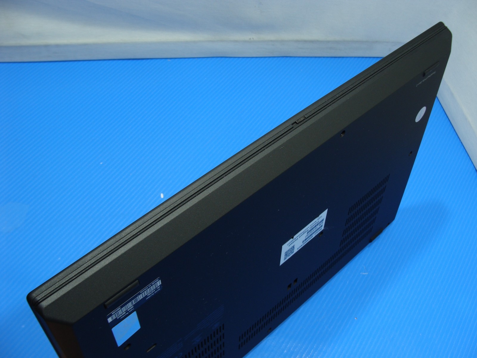Lenovo ThinkPad P15s Gen2i 15.6″FHD i7-1165G7 2.8GHz 16GB 512GB T500 100ttery