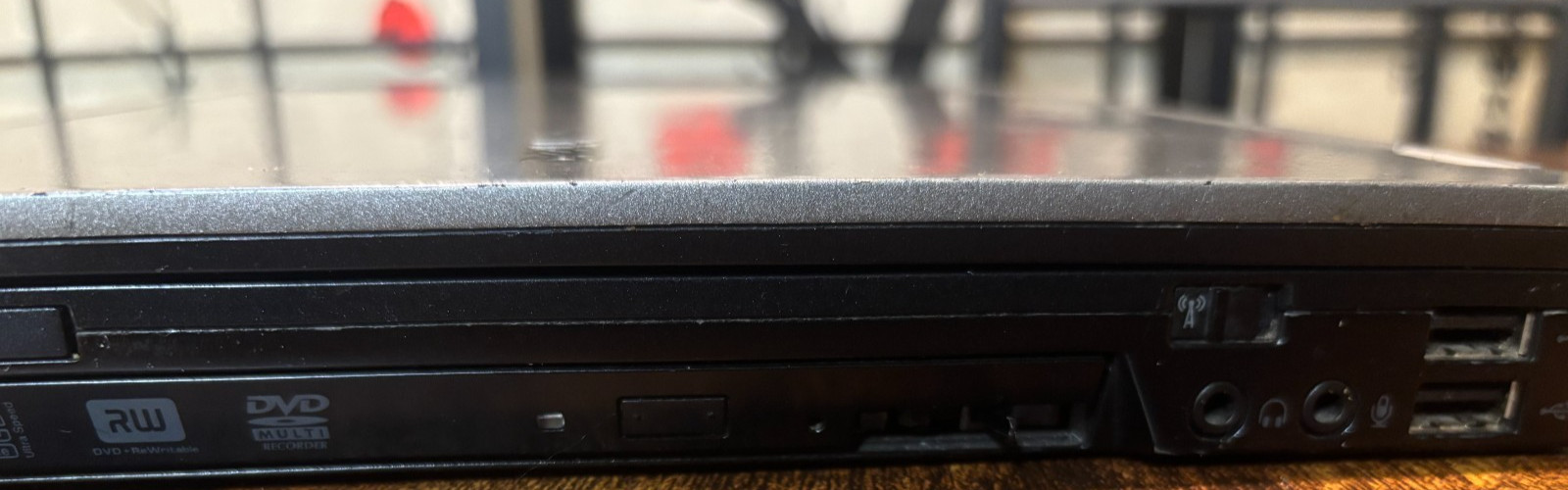 Dell Latitude E6410 – Fresh Windows 10 – 4GB RAM – 150GB HDD – Charger ,Tested