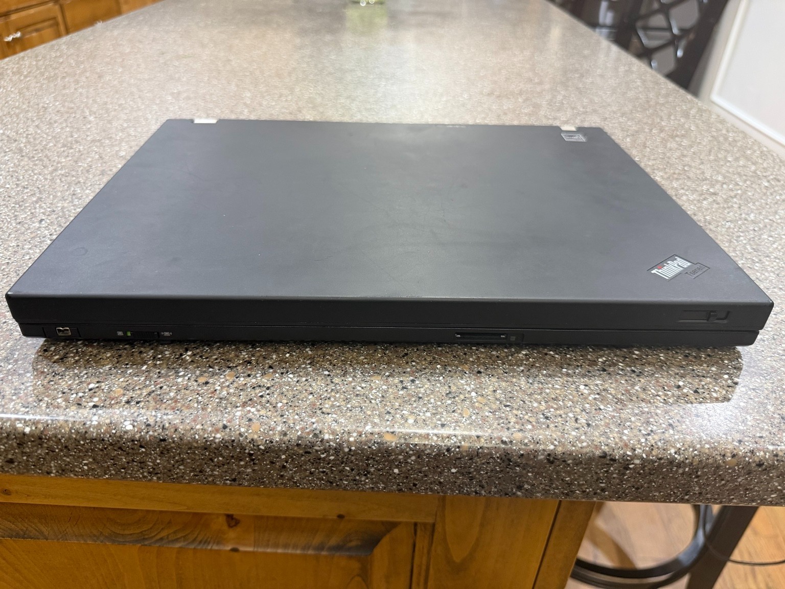 Rare Lenovo ThinkPad T61p 15.4″ WUXGA 1920×1200 T7800 4GB Win10 Pro Quadro FX570