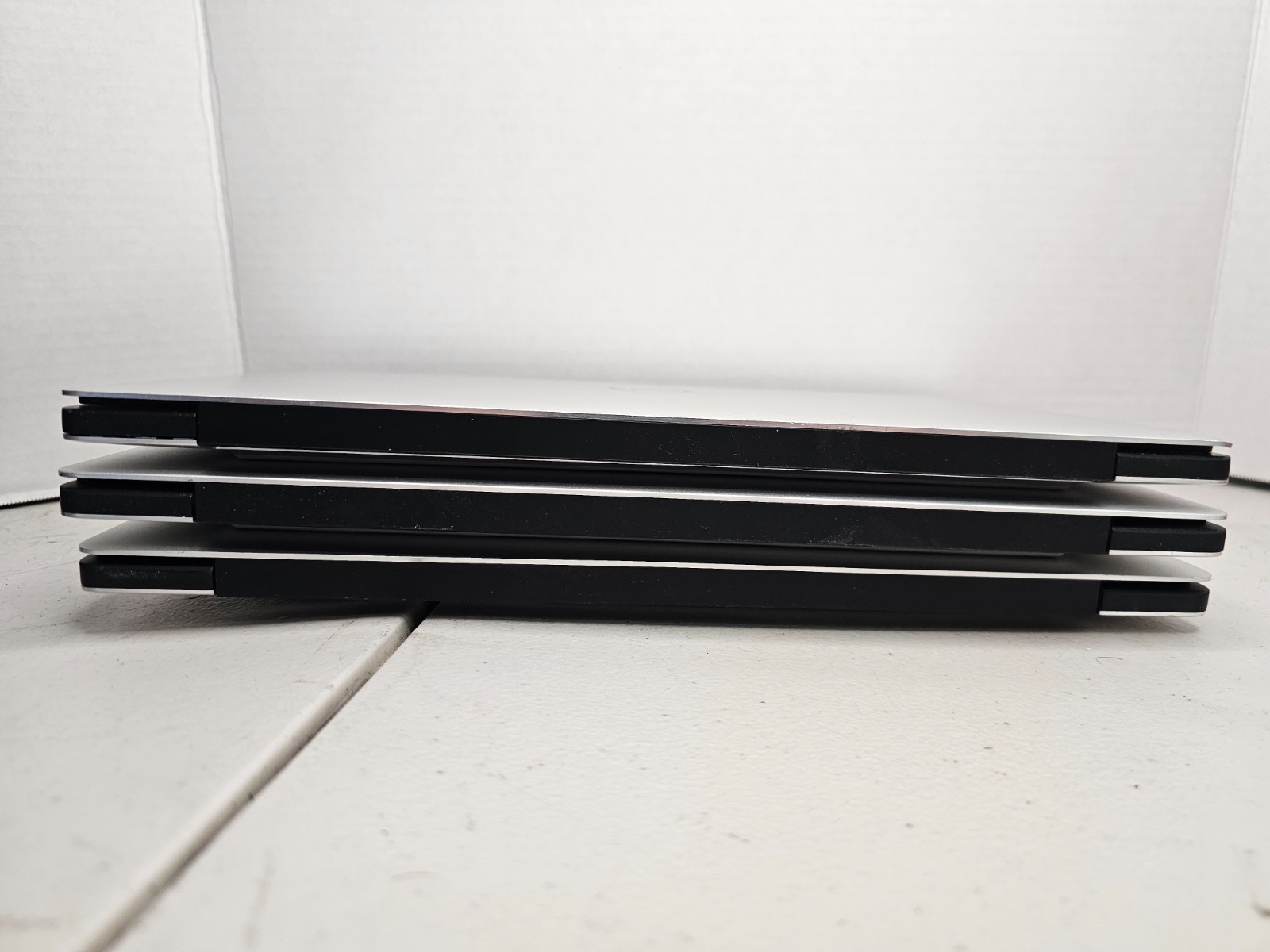 (LOT 3) Dell XPS Mixed Models 8th gen SEE PICS FOR SPECS NO DRIVES/OS #04