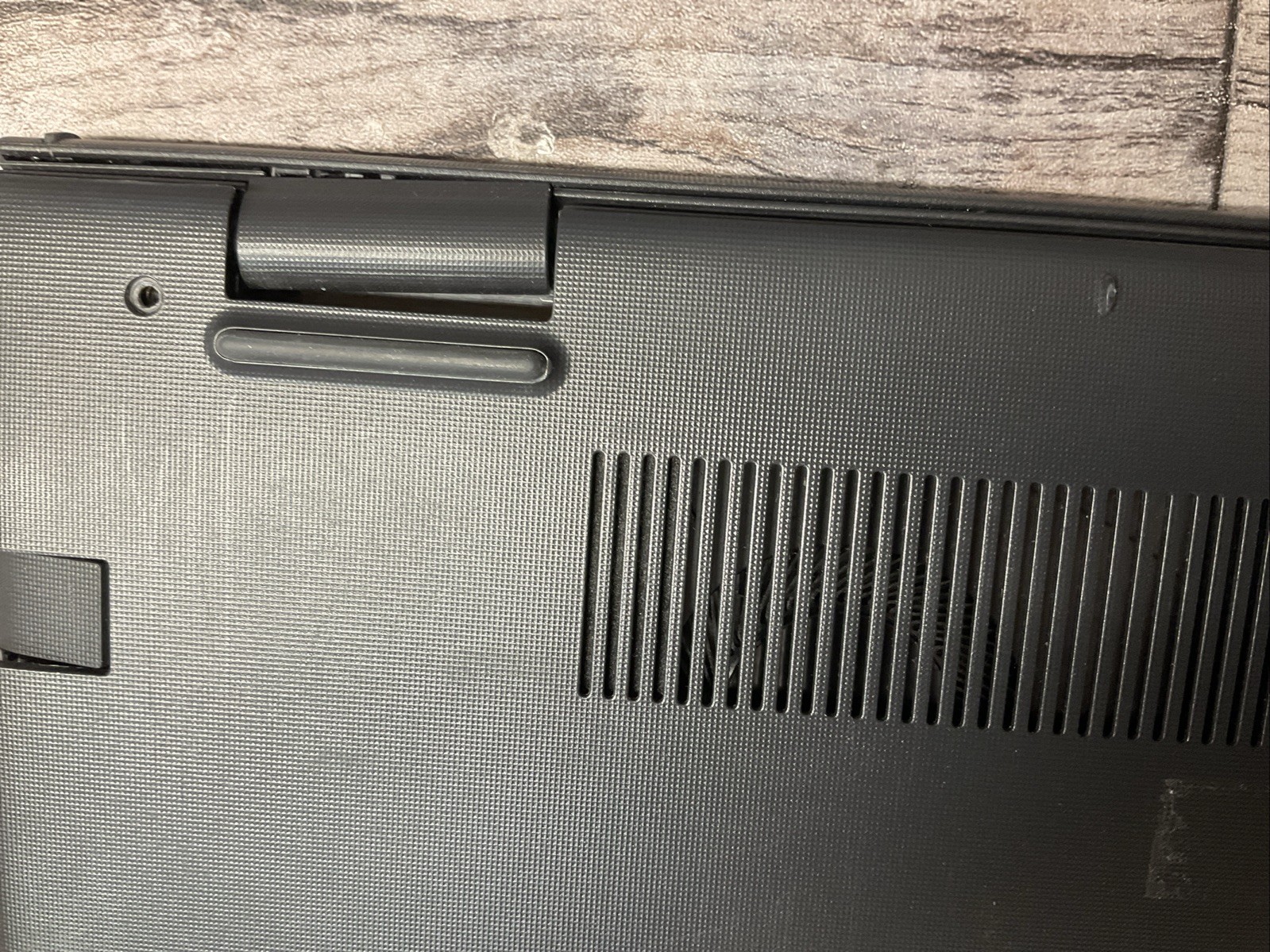 Dell Vostro 3520 / Intel Core i5 12th Gen / BIOS Unlocked / Parts Repair / M15