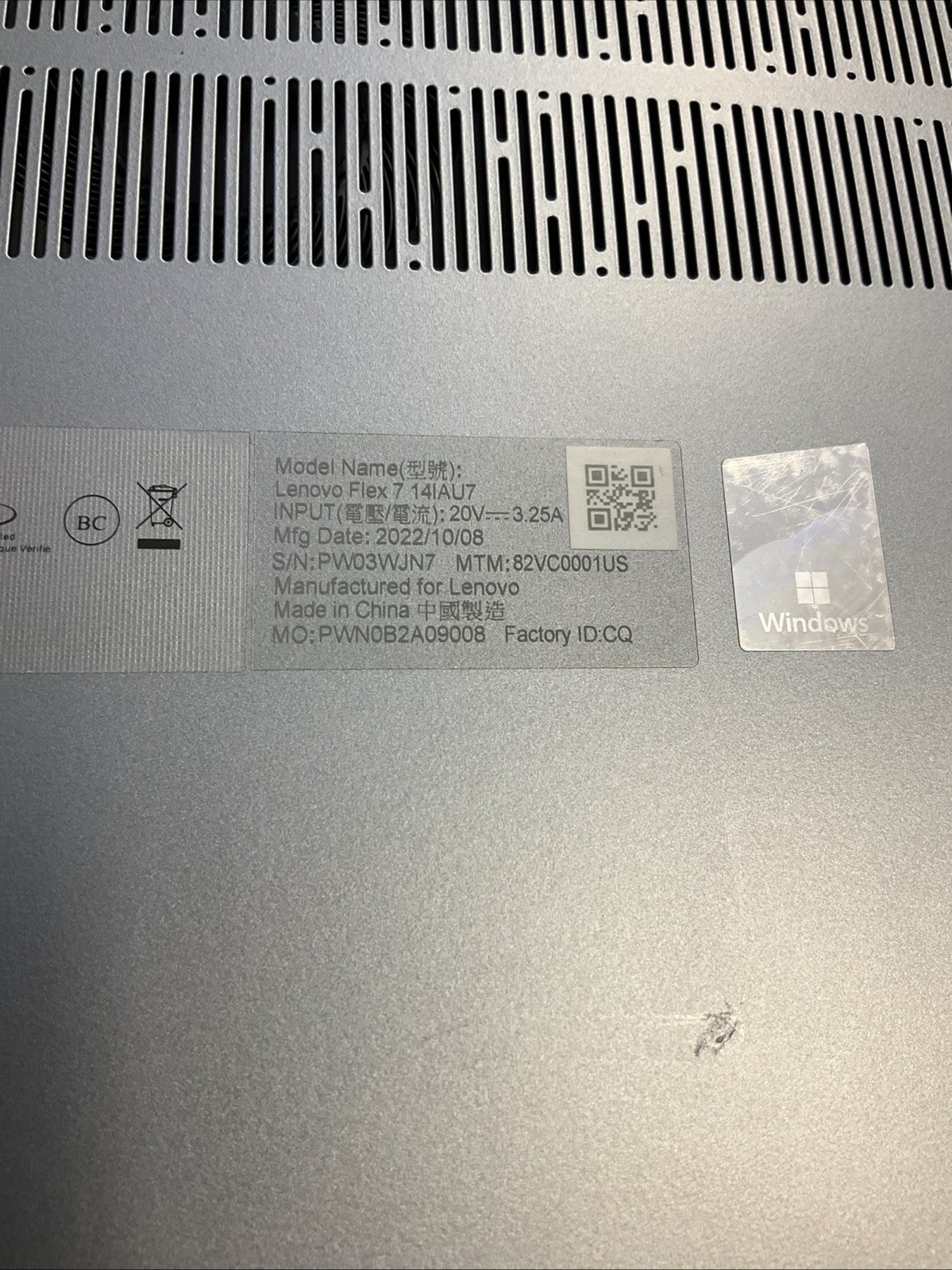 Lenovo Flex 7 14IAU7 14″ TS Notebook, i7-1255U 16GB 512GB W11H Read Description