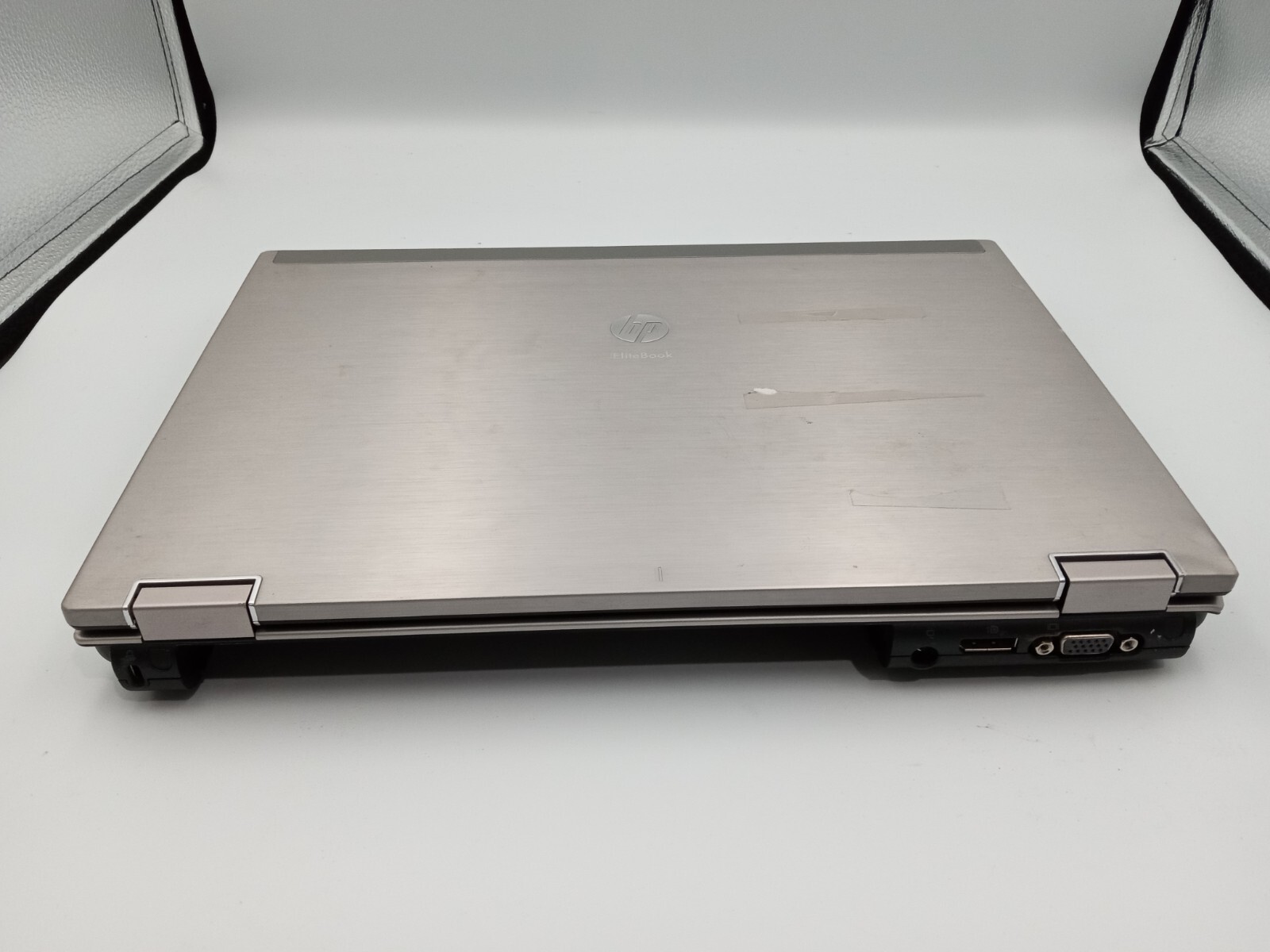 HP Elitebook 8440p 14″ Laptop Intel Core i5-520M 2GB RAM – PARTS – READ -RR