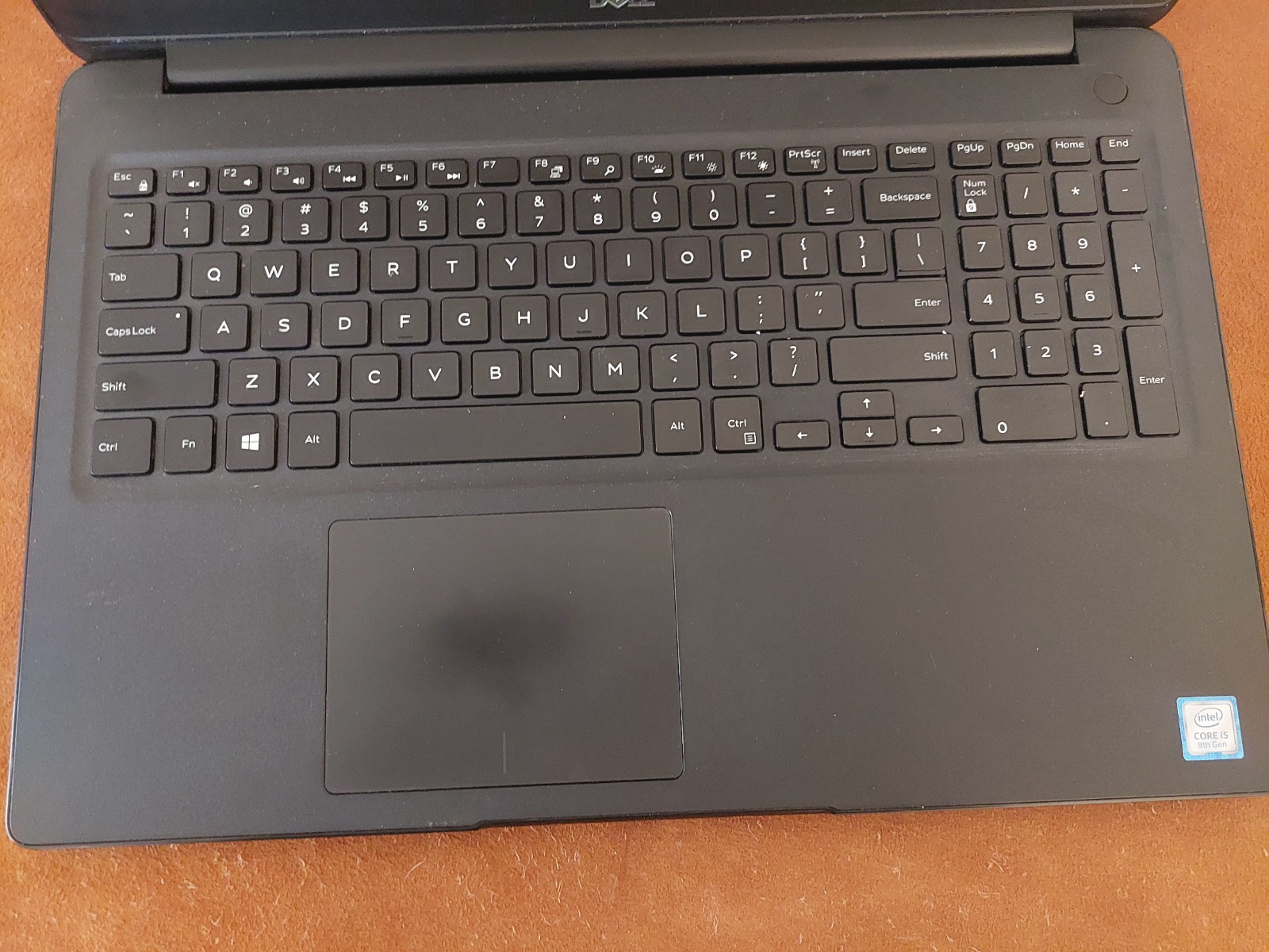 Dell Latitude 3500 i5-8265U 256GB SSD 16GB DDR4 Win 11Pro