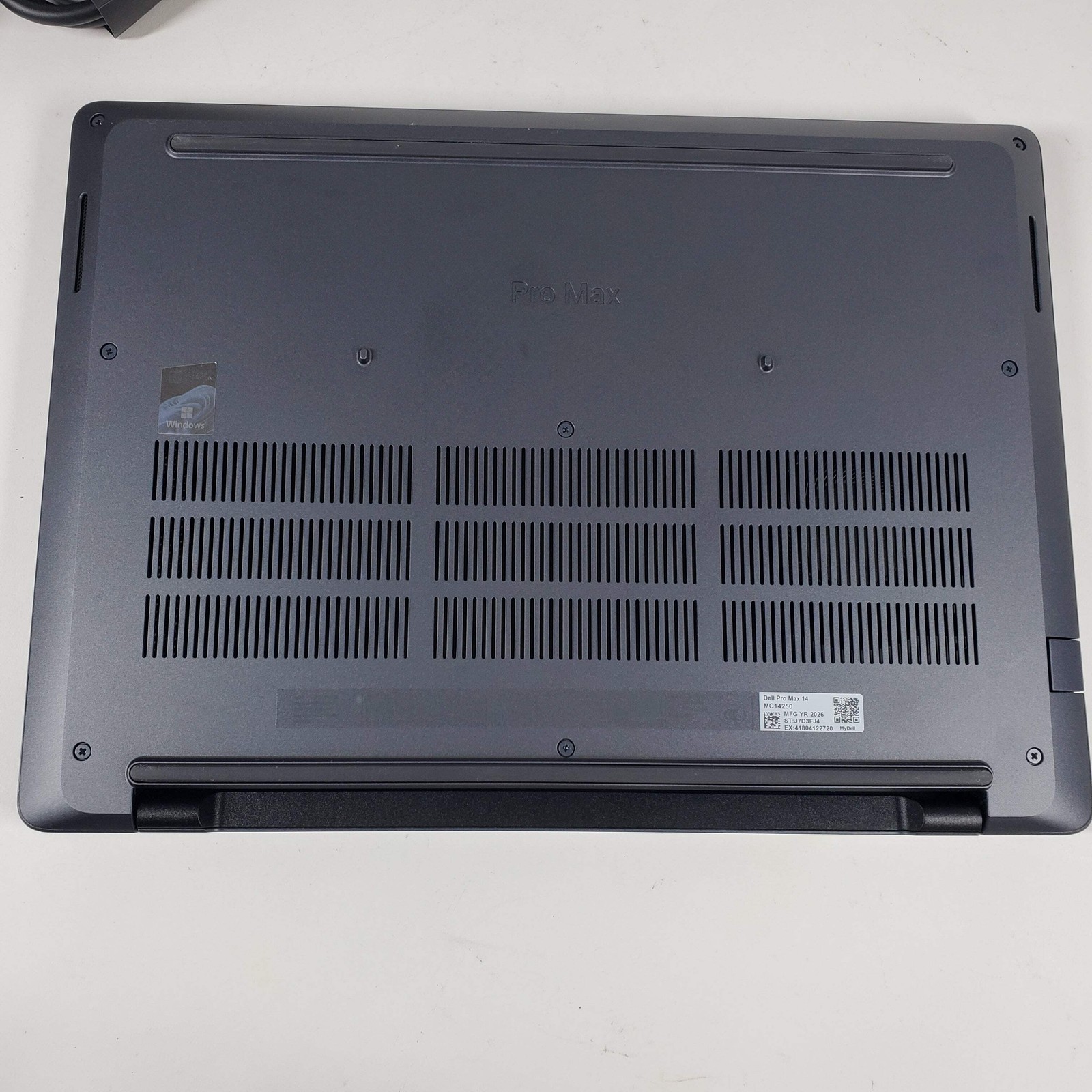 Dell Pro Max 14 14″ Intel Core Ultra 5 5.1GHz 16GB RAM 256GB SSD
