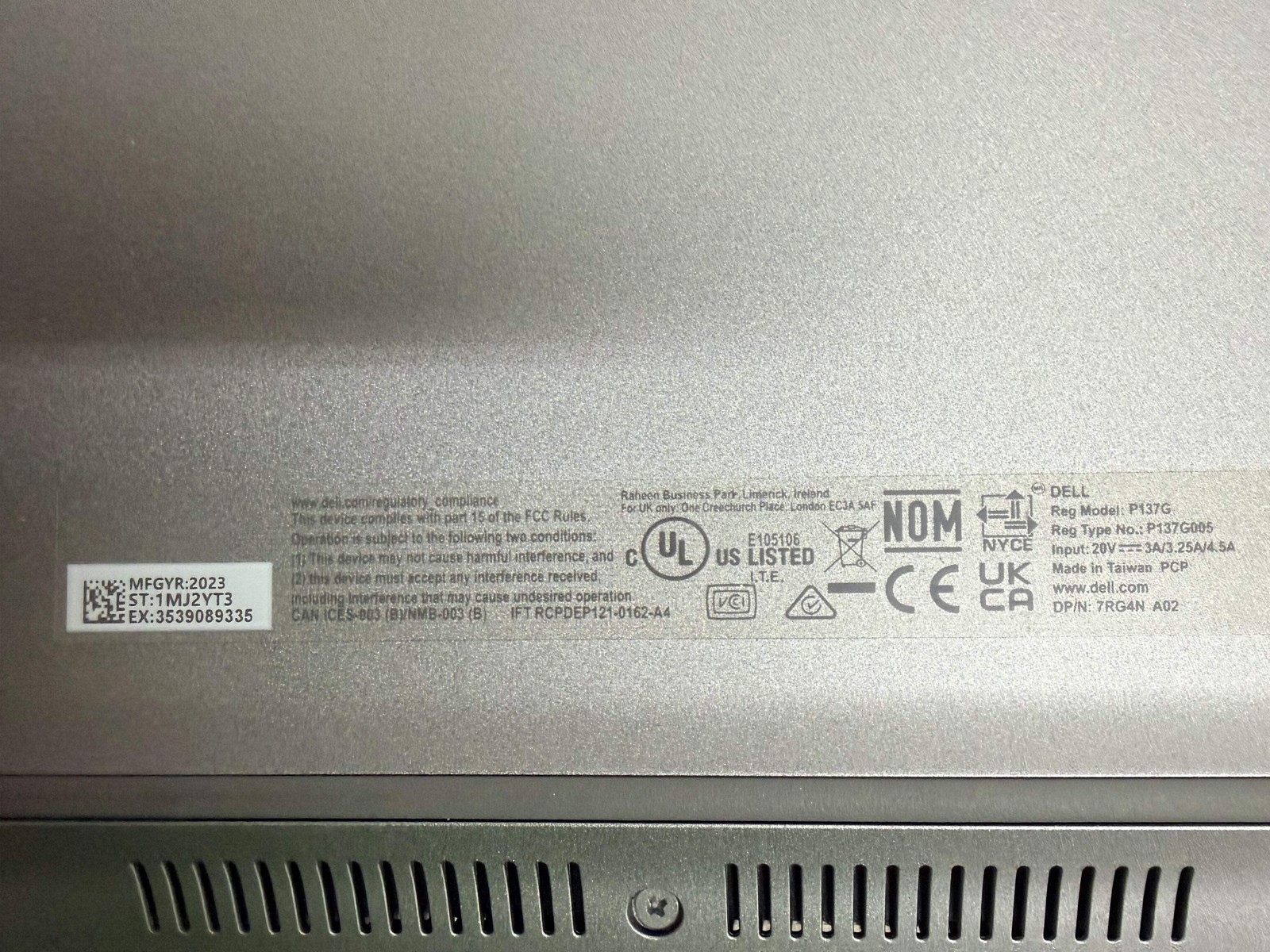 Dell latitude 5430 12th Gen Intel Core I-7 1265U 16GB DDR4 256GB SSD 1MJ2YT3