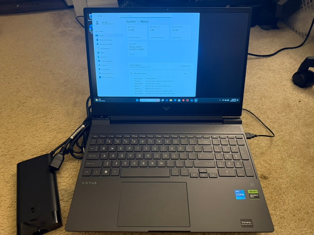 HP Victus 15.6 FHD 144Hz Gaming Laptop i5 32G 1TB SSD RTX4050 6G 15-FA1082WM