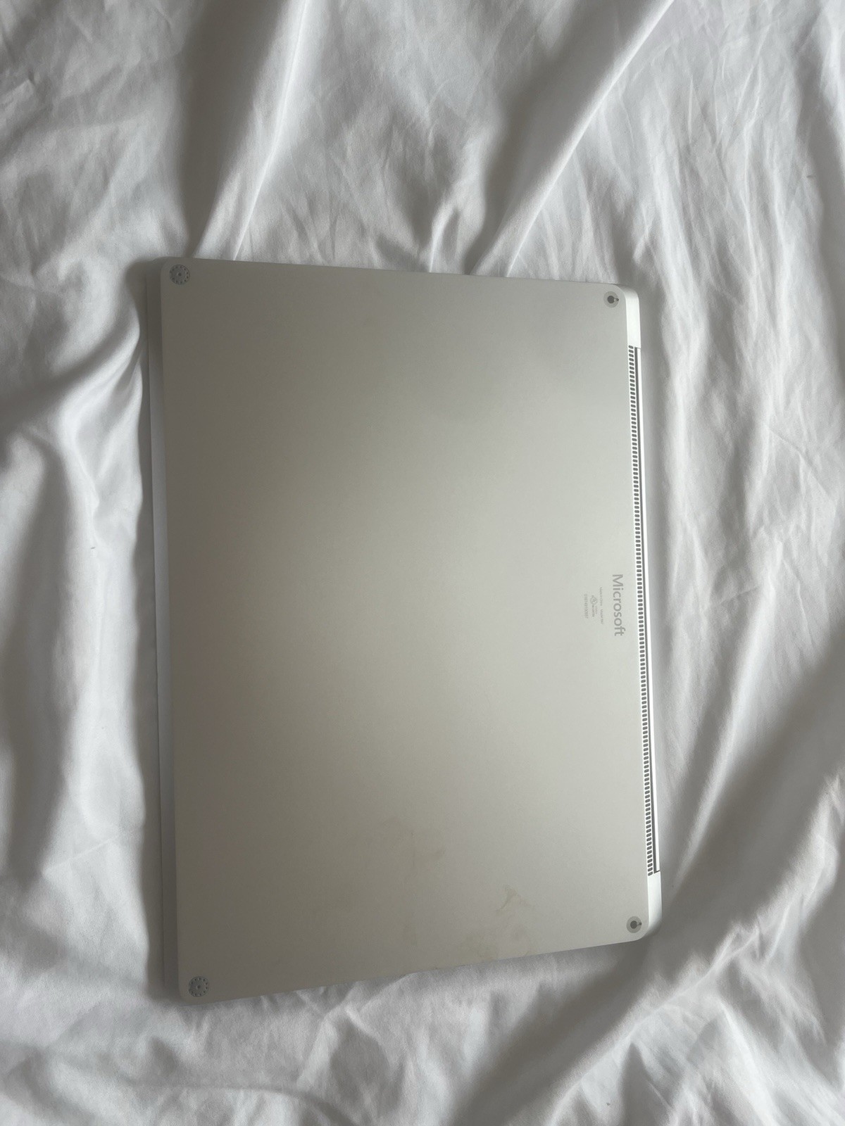 Microsoft Surface 3 Laptop 13.3″ Display, I5-1035G7, 8GB RAM, 128GB SSD, Used