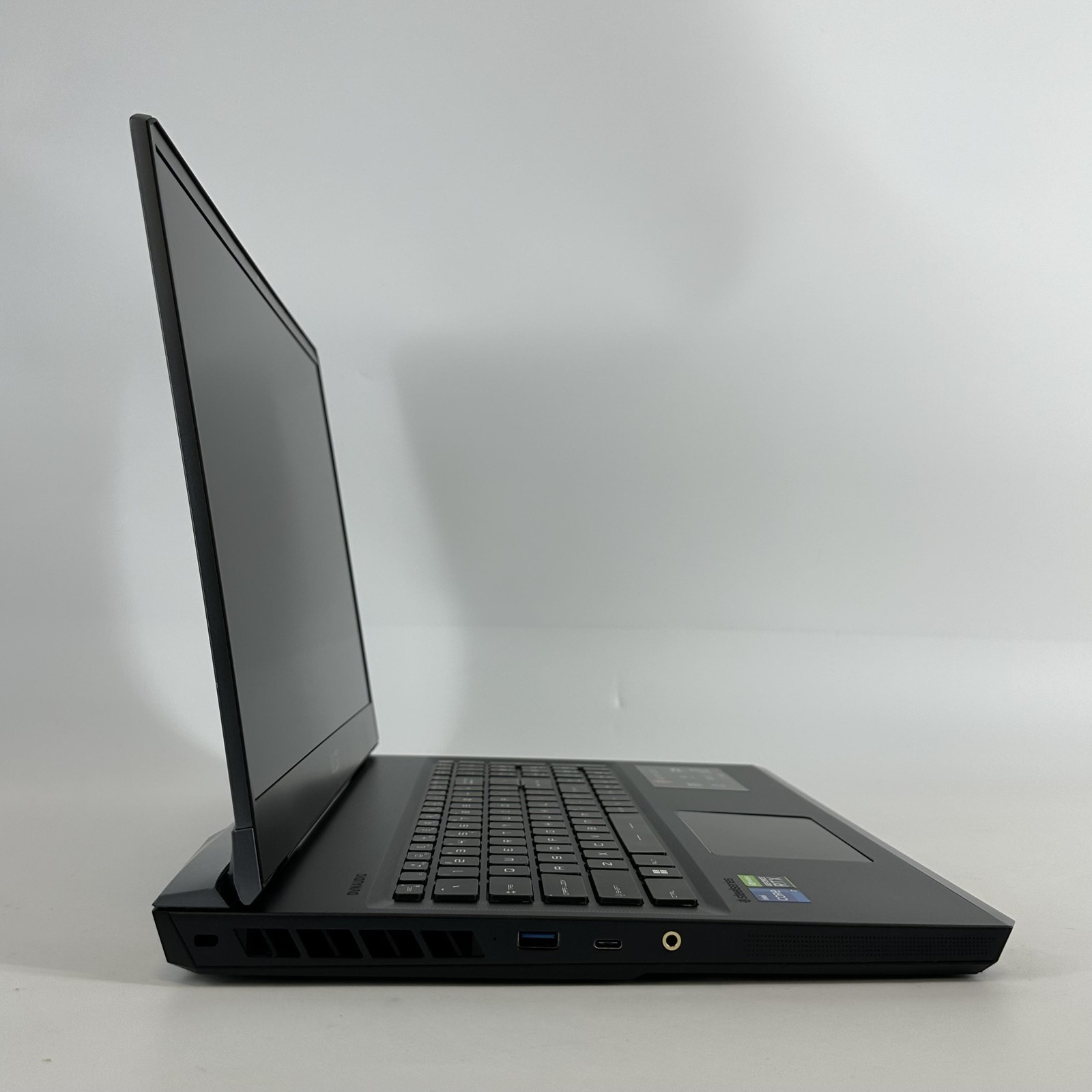 MSI Raider GE76 18 FHD 144Hz i7-11800H 2.30GHz 16GB 1TB SSD RTX 3060 Excellent