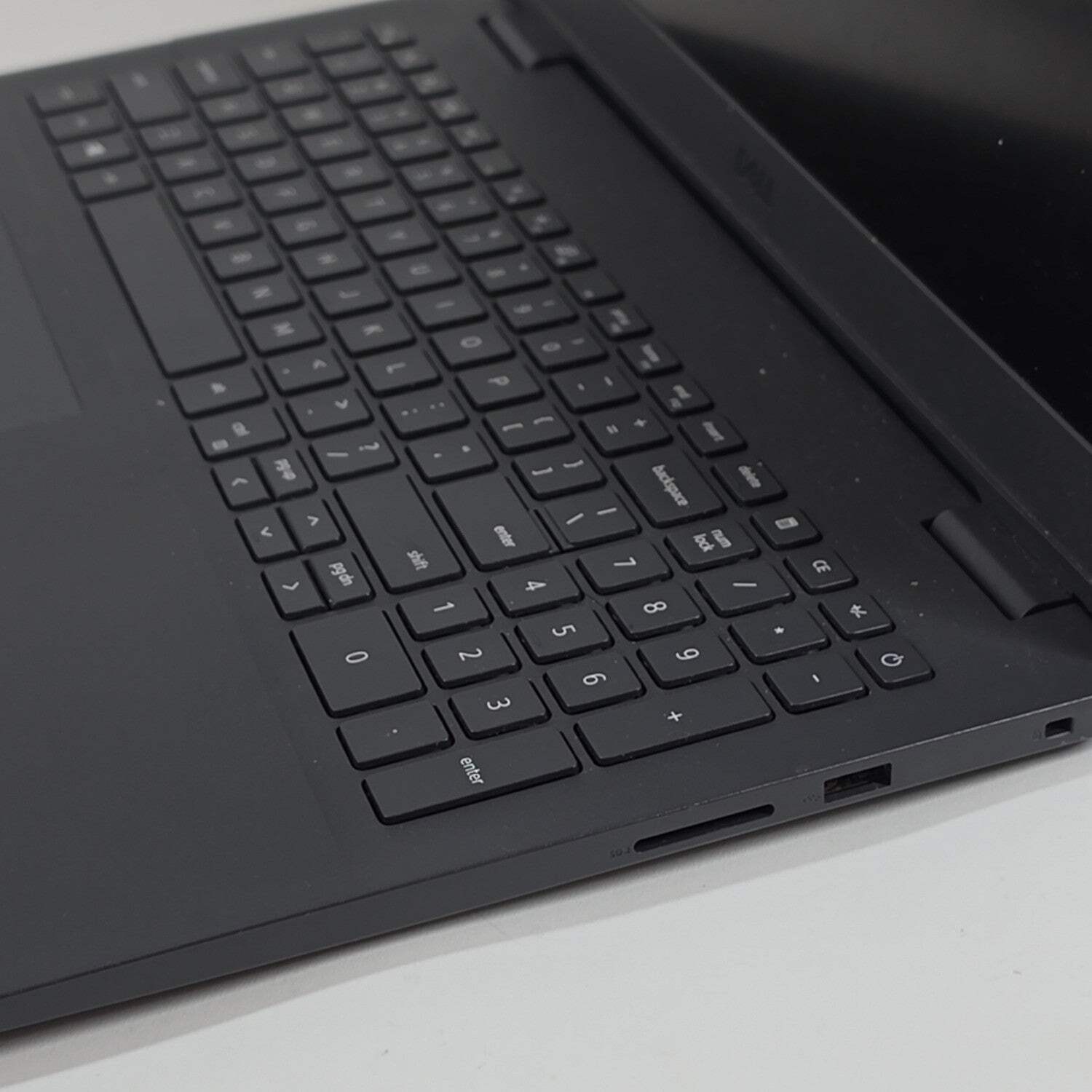 Dell Inspiron 3501 15.6″ i5-1135G7 2.4GHz 120GB SSD