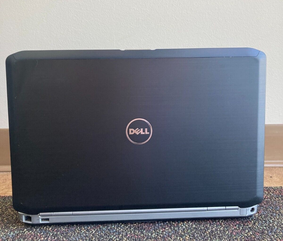 Dell Latitude E5520 15.6″ Intel Core i5-2540M 2.5GHz 8GB RAM 256GB SSD, Read
