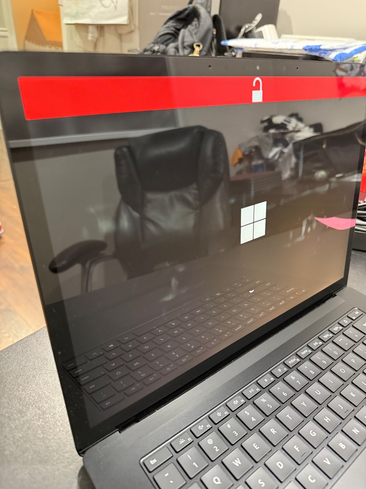 Microsoft Surface Laptop 3 1872 1.20GHz i5-1035G7 8GB RAM 256GB SSD Win 11 -READ