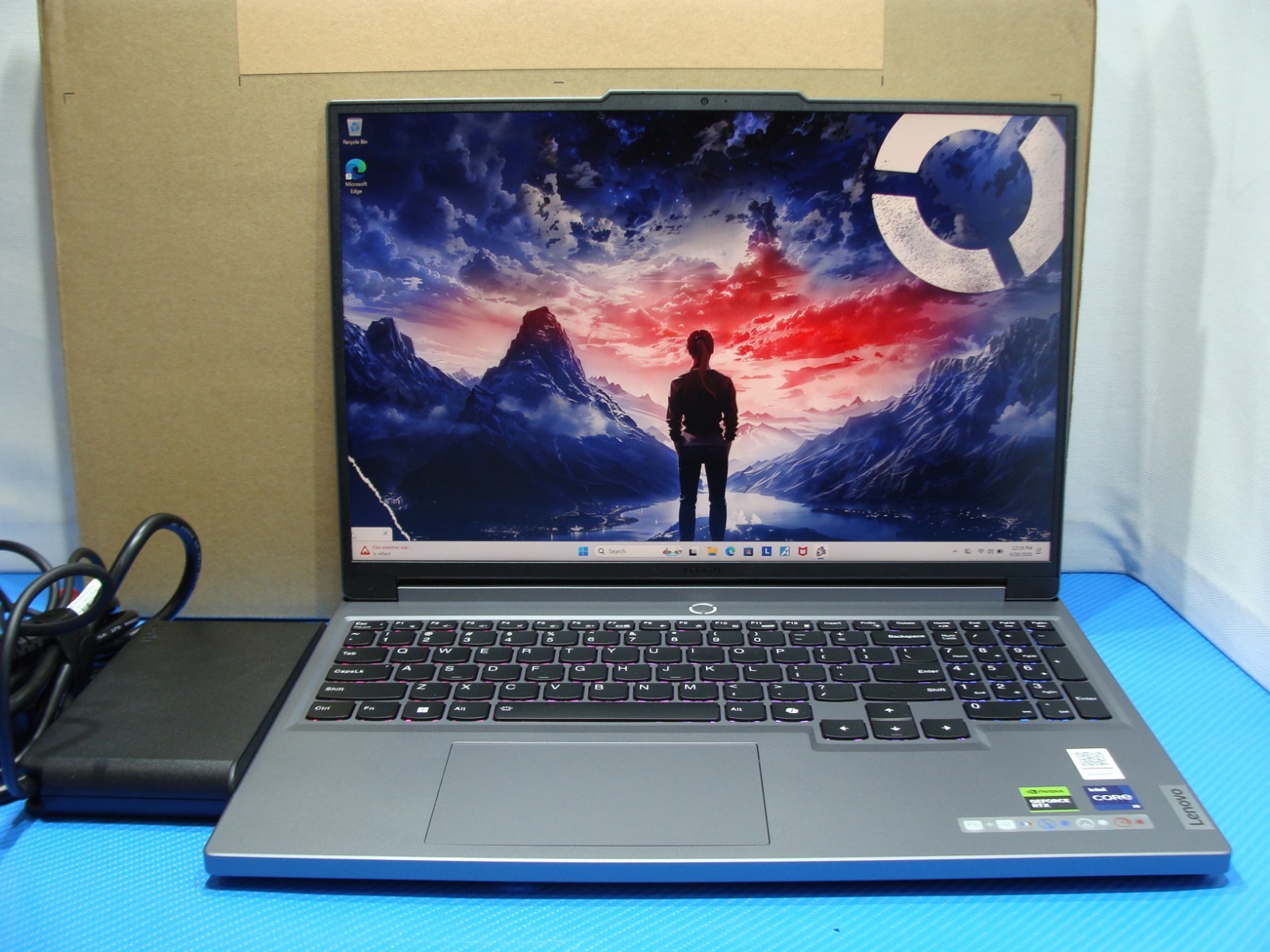 Lenovo Legion 5 16IRX9 16″ WQXGA 165hz i9-14900HX 2.2GHz 64GB 2TB RTX 4060 8GB