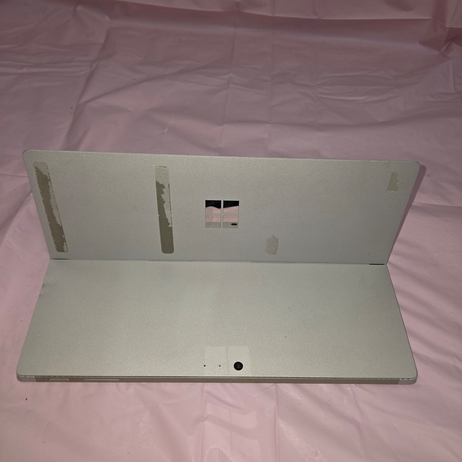 Microsoft Surface Pro 5 1724 128GB Intel Core i5 Cracked Screen For Parts