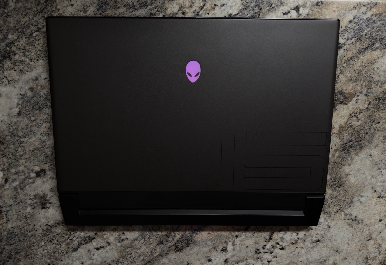 Alienware m15 Gaming Laptop Intel i7-9750H 16GB RAM 1TB SSD NVIDIA 15″ Black