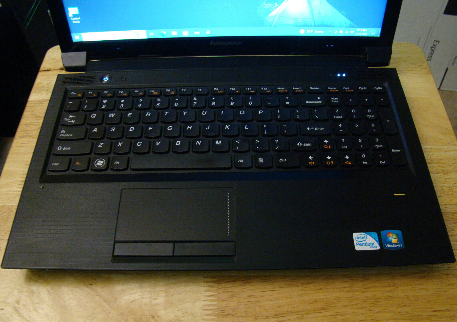 Lenovo B570/Pentium B960 2.20ghz/6gb/320gb/Windows 10 Pro/Web/Hdmi/Vga/15.6