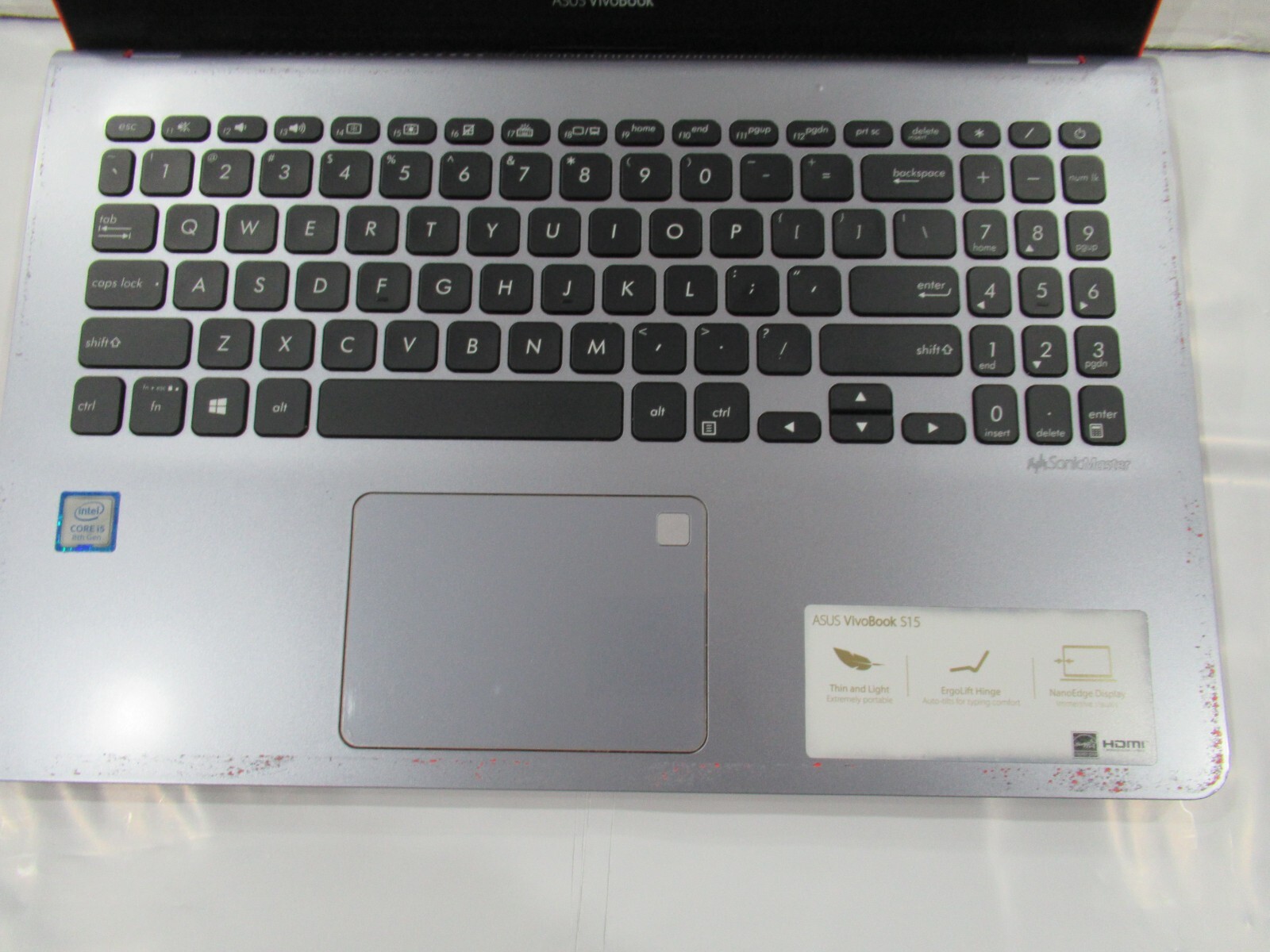 Asus VivoBook, Intel Core i5-8250U, Intel HD Graphics, 8GB DDR4, 128GB SSD, Wn10