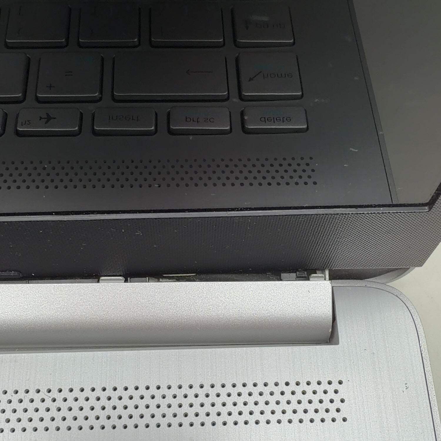 HP Laptop 14-FQ0018CA 14″ AMD Athlon Silver 3050U 2.3GHz 4GB RAM 128GB SSD