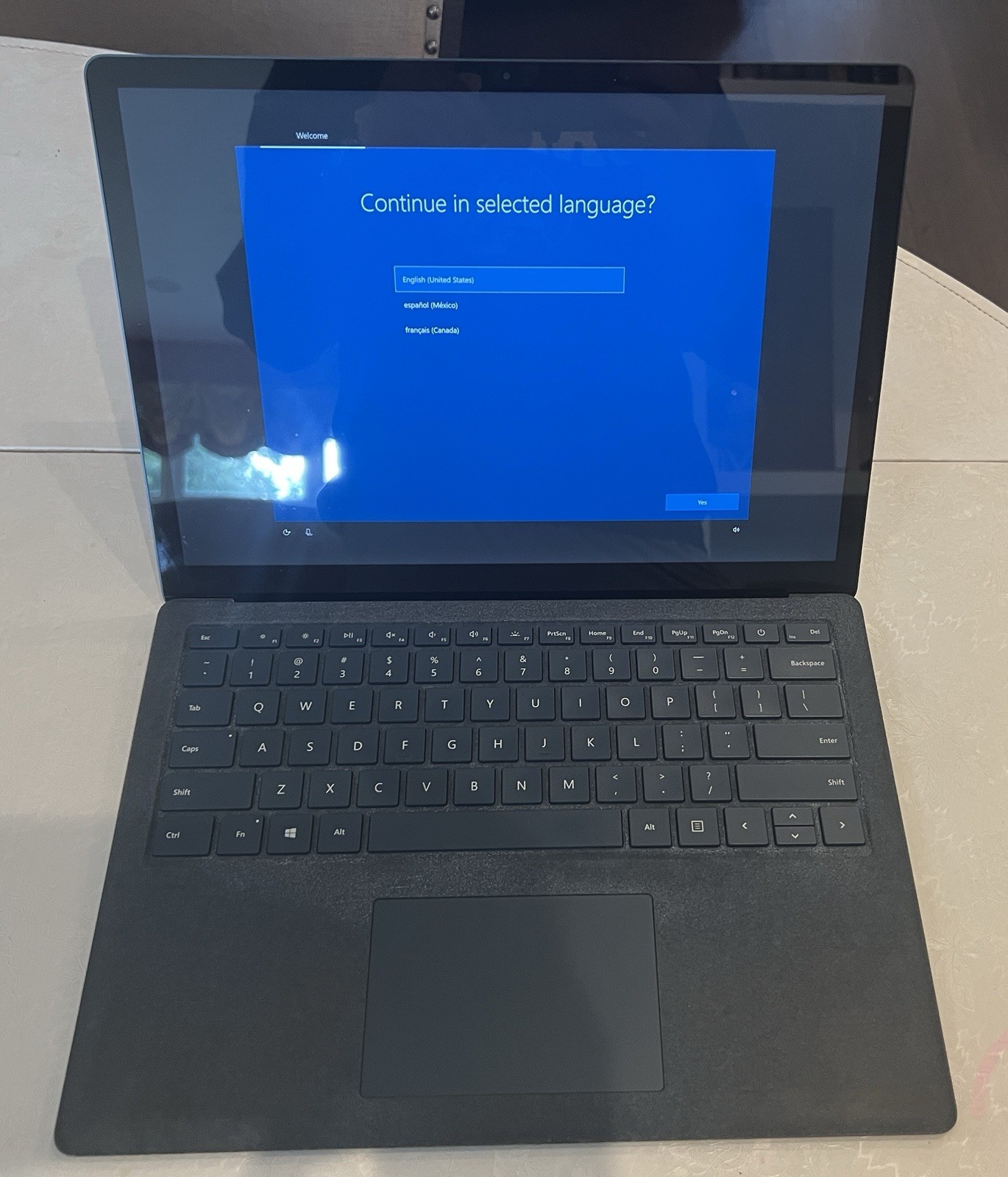 Microsoft Surface Laptop 2 1769 i5-8250U 8GB RAM 256GB 13.5″ + Surface Mouse