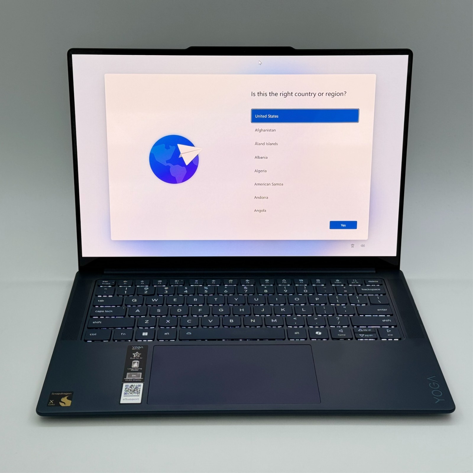 Lenovo Yoga Slim 7x 14.5″ 3K OLED Touch Snapdragon X Elite 32GB 1TB Blue