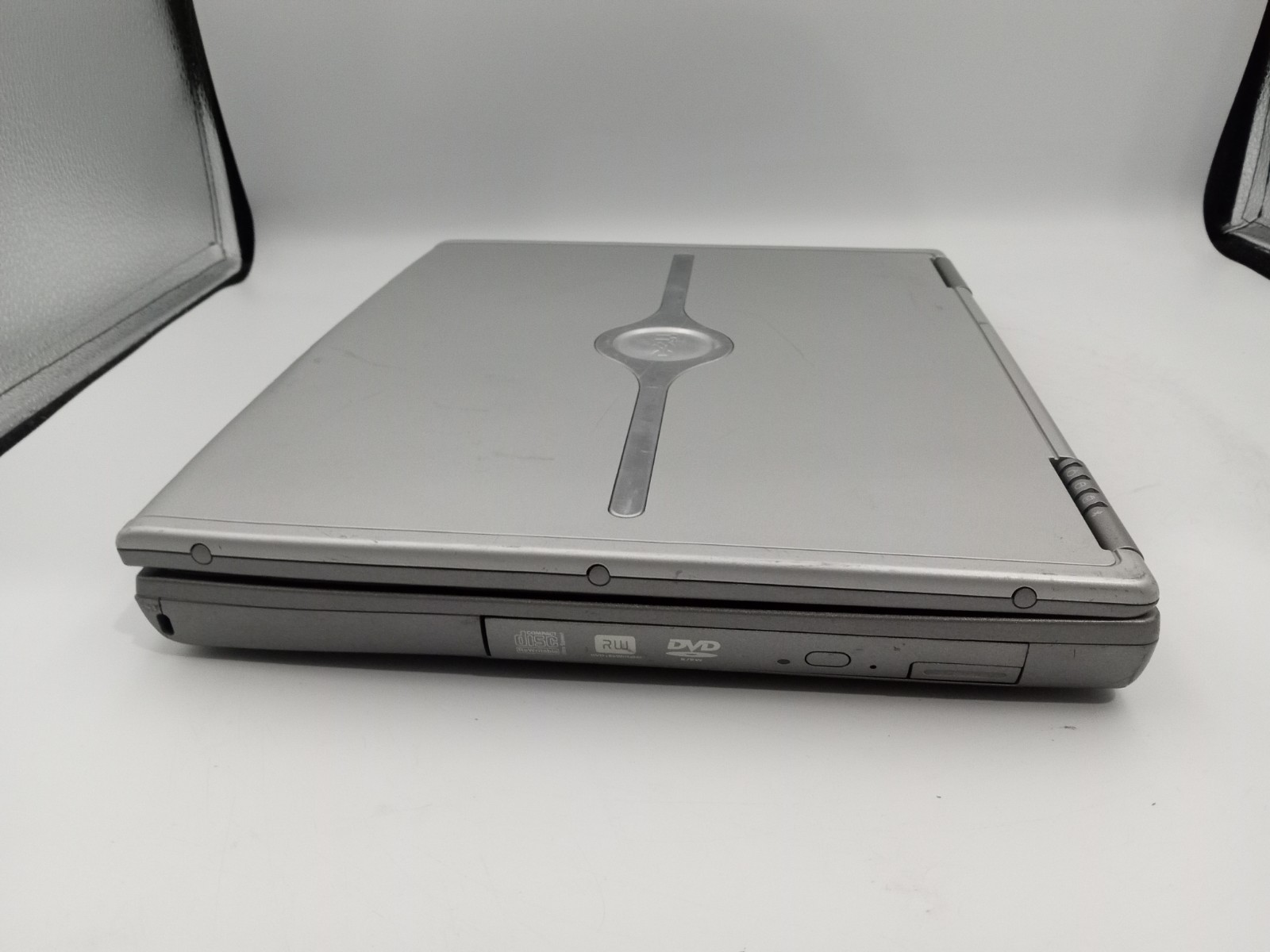 Dell Inspiron 600m 14″ Laptop Intel Pentium 2.0GHz 512MB RAM 60GB HDD WinXP -RR