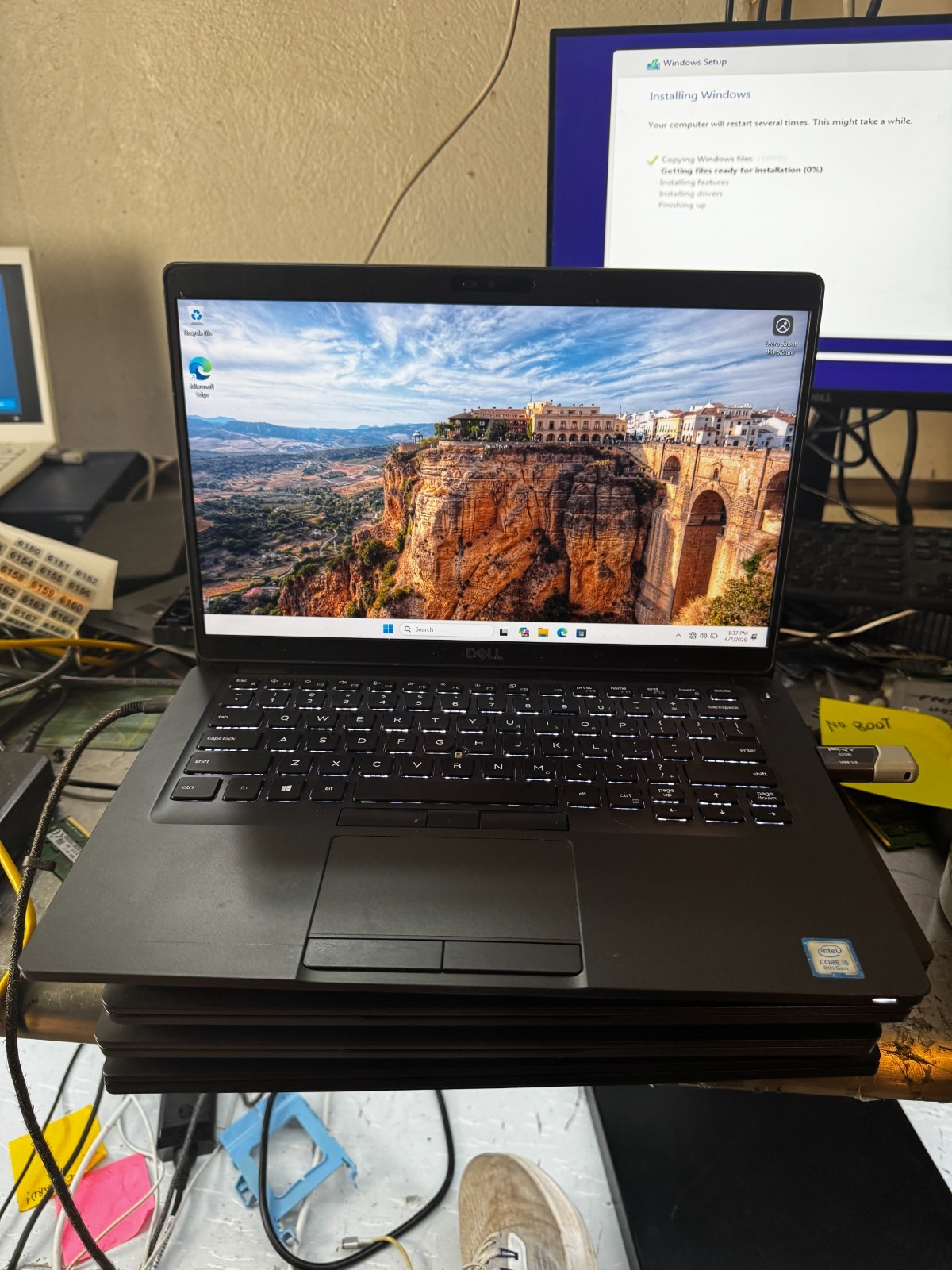 Dell Latitude 5400 Core I5-8365U 8GB RAM 256GB SSD Win11 Pro Laptop #6150