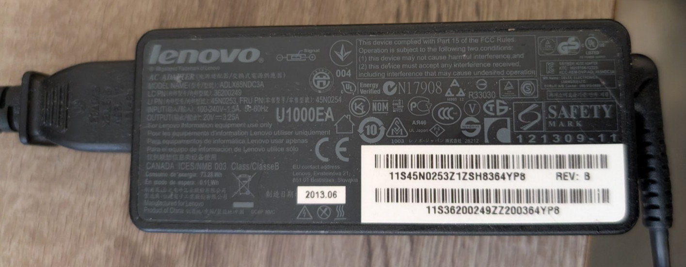 Lenovo Ideapad Yoga 13″ Touch Laptop Core i5 8GB RAM 256 + 128GB SSD Win 10 Home