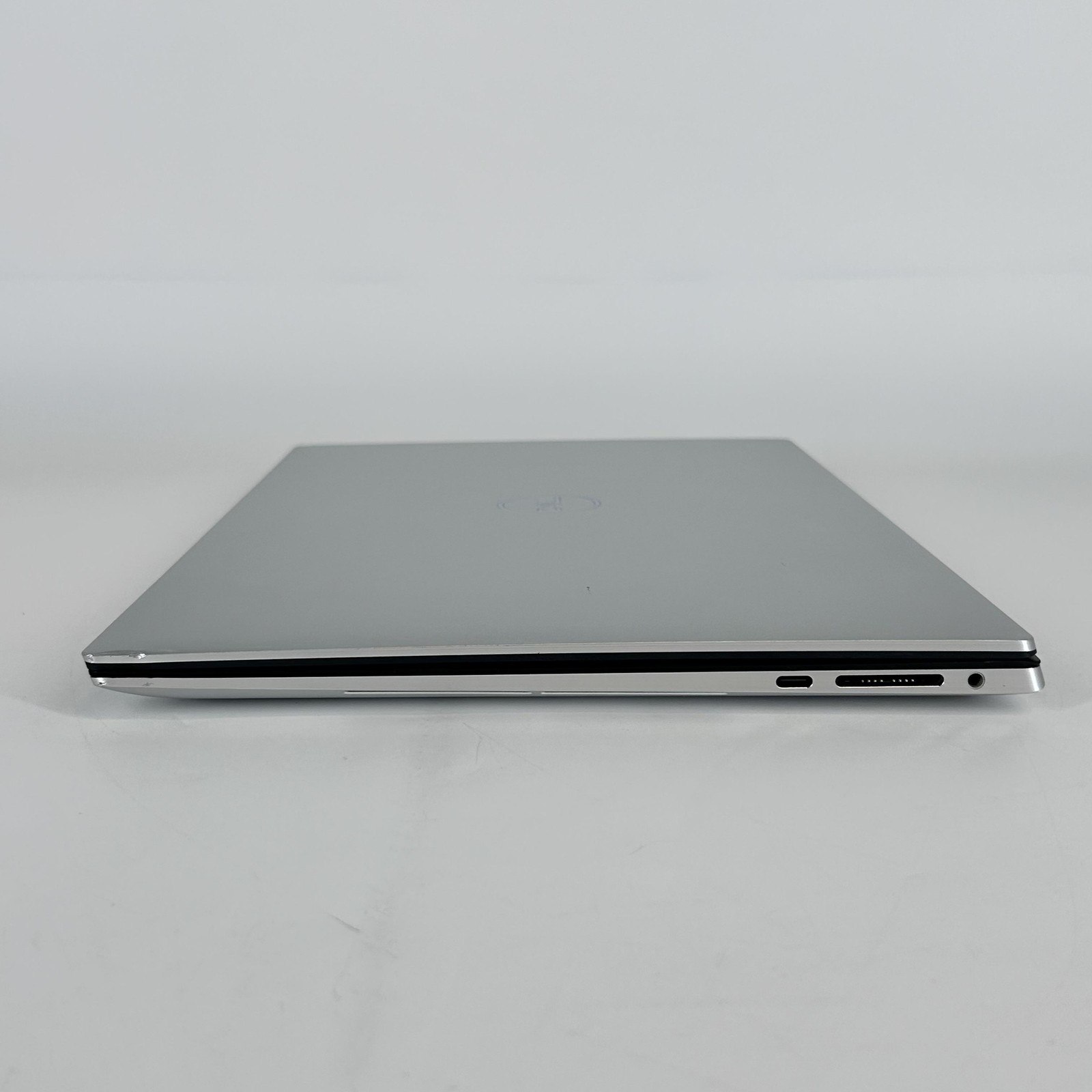 Dell XPS 15 9530 Silver FHD+ 2.4 GHz i7-13700H 16GB 512GB/512GB Arc A370M Good