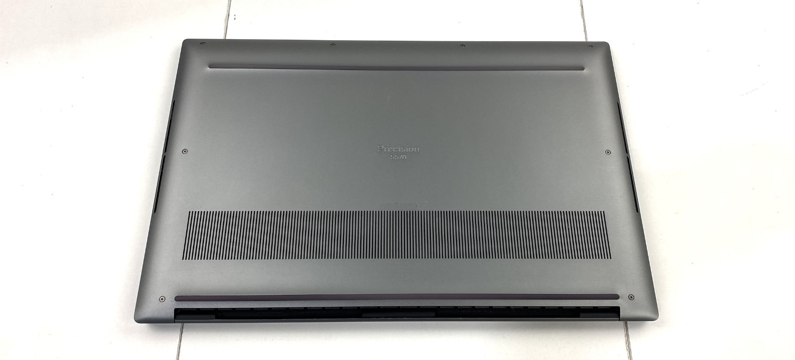 Dell Latitude 5570 Core i7 12th Gen 1.30GHz 12800H 32GB 500GB Wn 11 Pro Grade-B