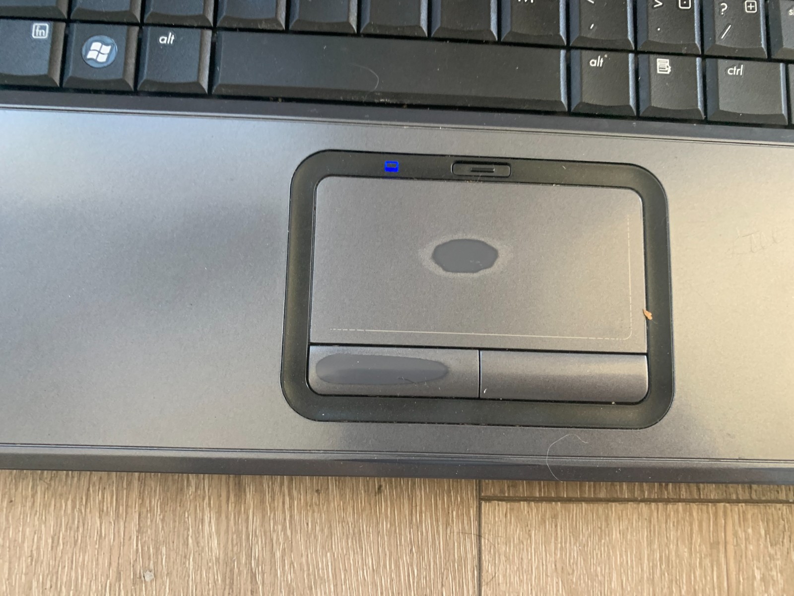 Compaq Presario V6000 15.4″ AMD Sempron 3500+ 1.80Ghz 1GB RAM 60GB HDD Win Vista