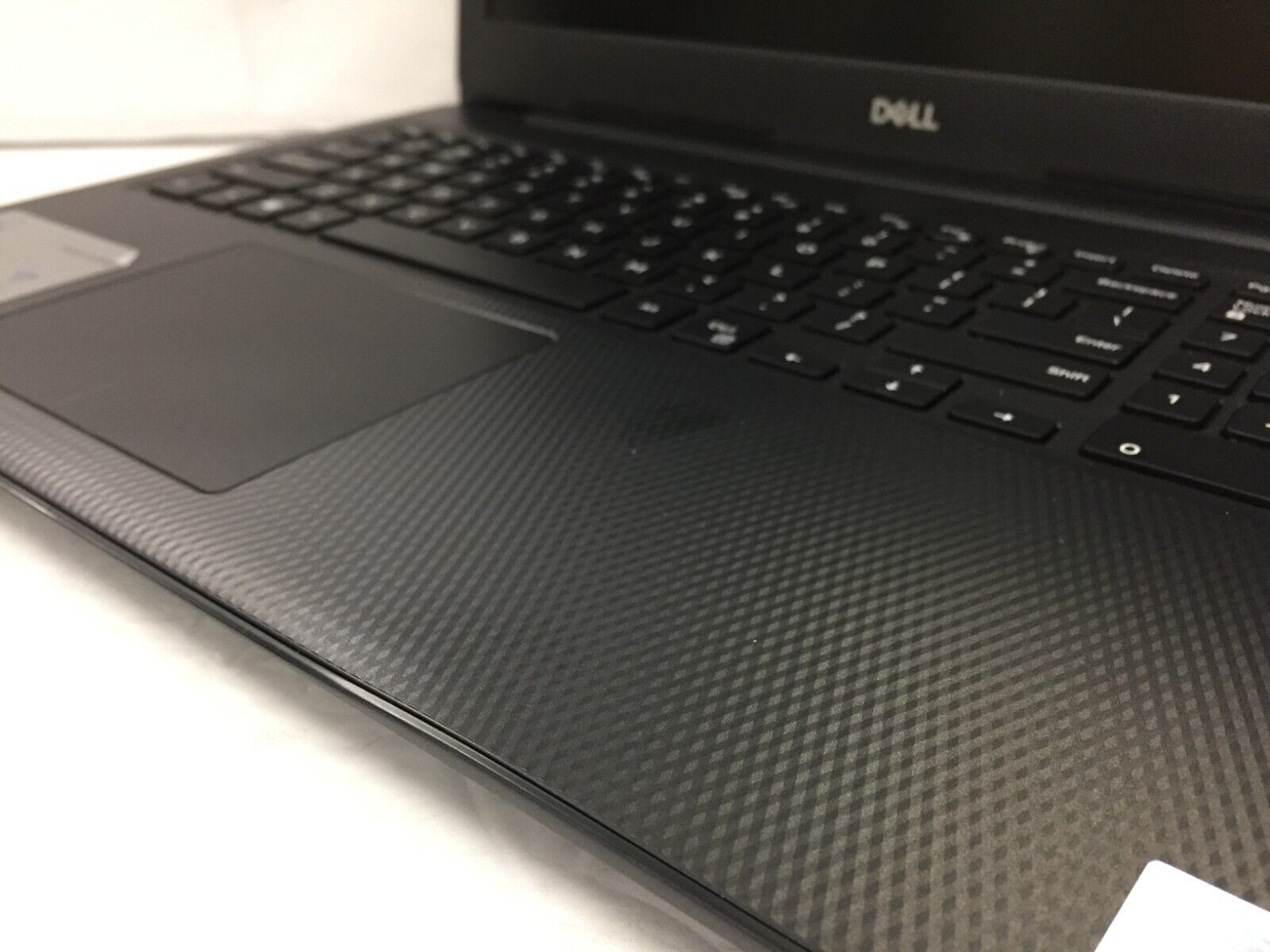 Dell Inspiron 3580 15.6″ HD Laptop/Intel 4205U/4G RAM/ 1TB HDD/Win 10H/Black