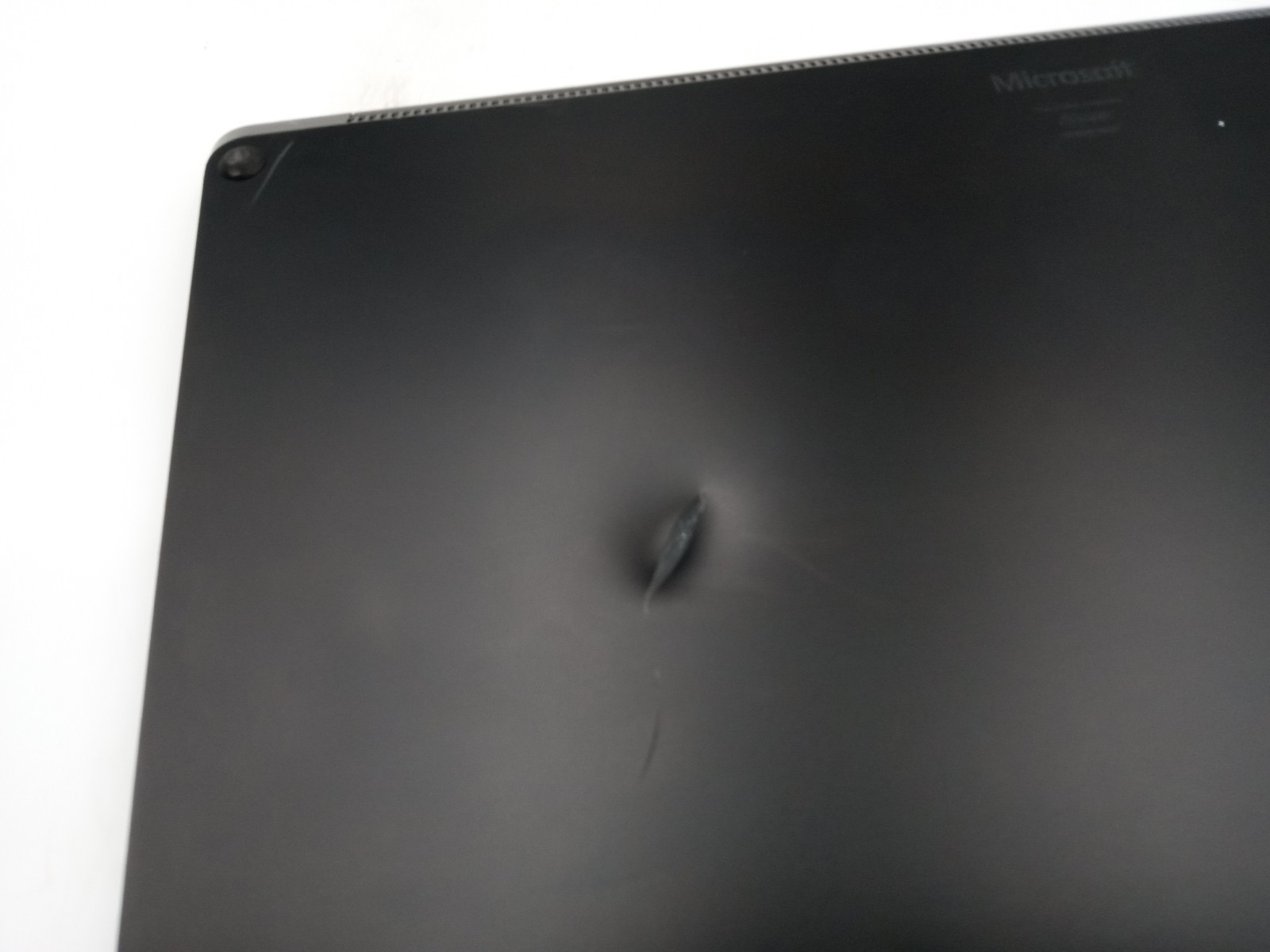 Microsoft Surface Laptop 4 1979 15″ Intel i7-1185G7 16GB 256GB W11 – READ -RR