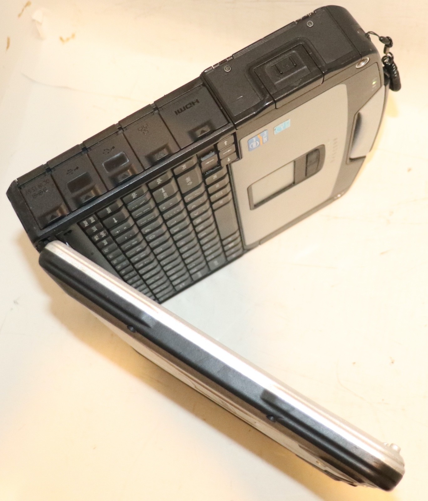 Panasonic ToughBook CF-31|Core i5@2.70 GHz|12GB RAM|256GBSSD|WIN10||Touch|WiFi