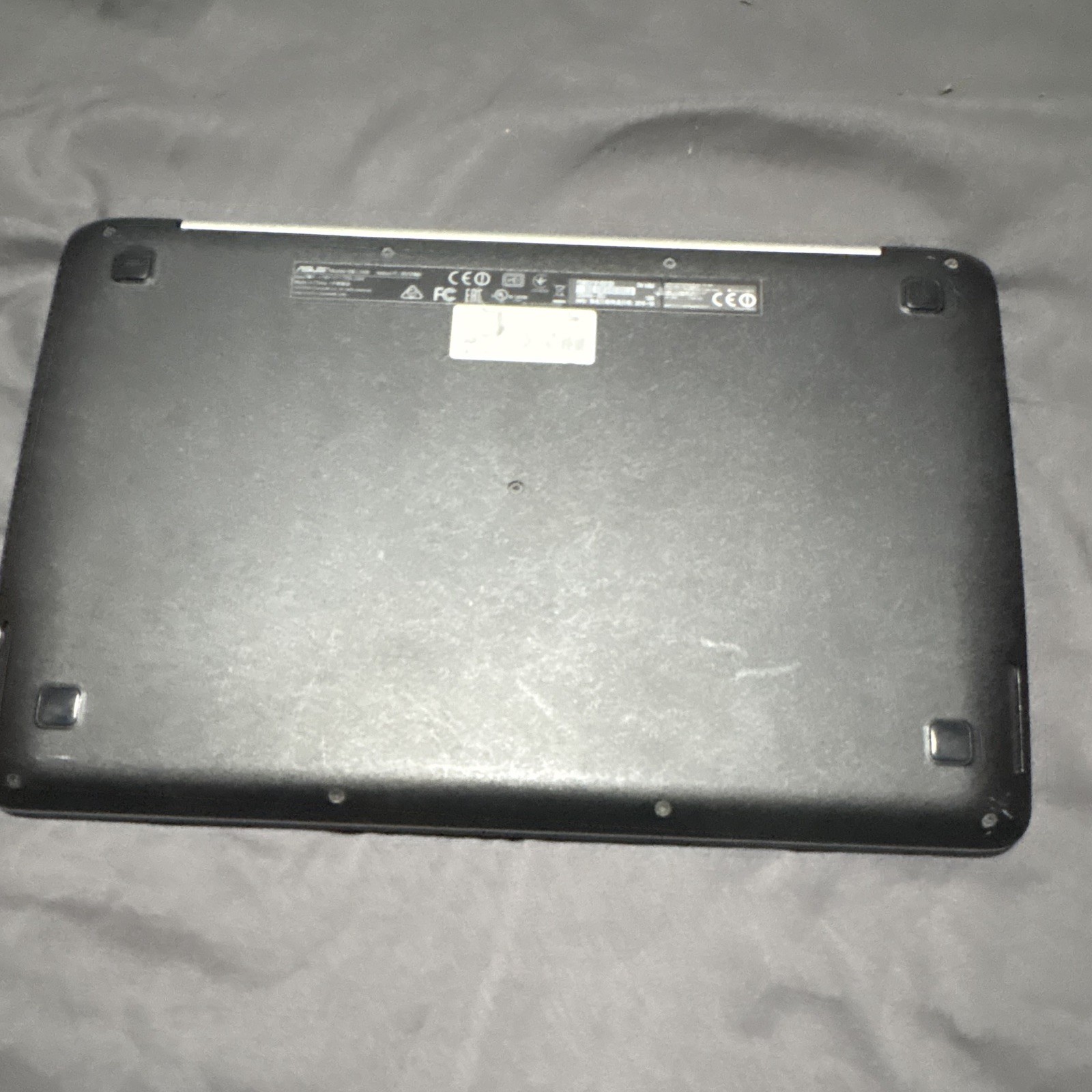 ASUS Chromebook 11.6in Intel Chrome OS Laptop w/ Built-in Webcam Black/Silver