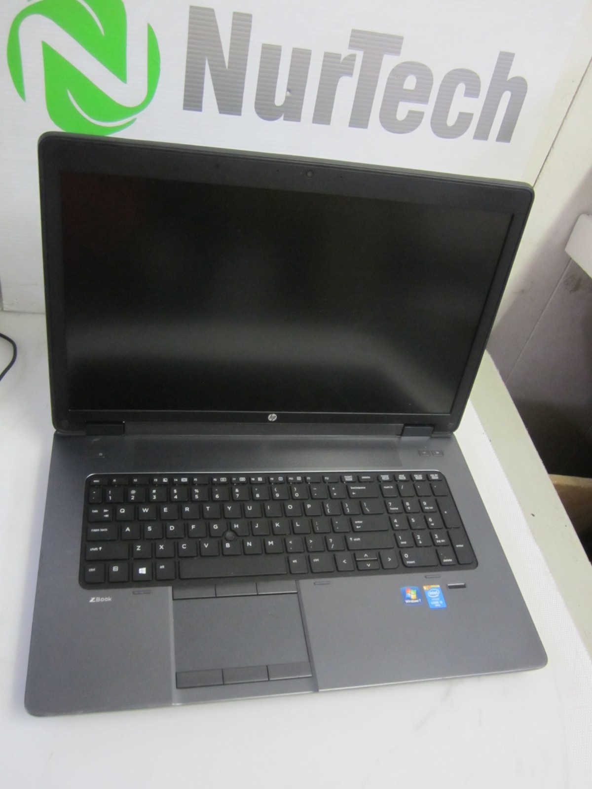 HP ZBook 17 G2 i5-4310M 2.70GHz 16GB 320GB LAPTOP + AC NO OS/BTRY READ