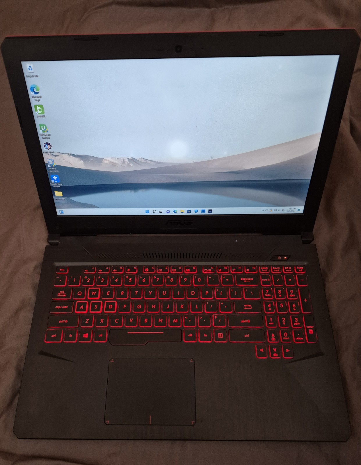Asus TUF FX504GE-ES72 15.6″ Gaming Laptop/Intel i7-8750H/8GB Ram/256GB SSD/Win11