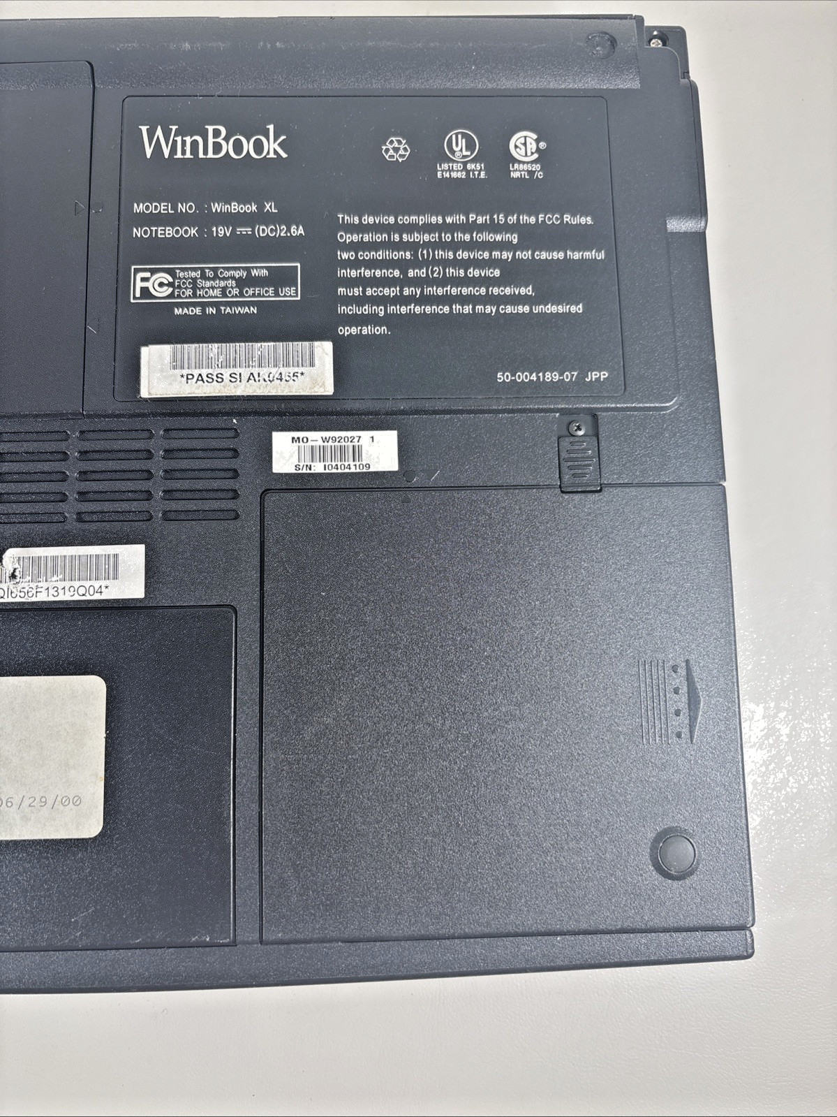 Vintage WinBook XL Laptop Pentium Windows XP Tested 18gb w/ AC Adapter & Manual