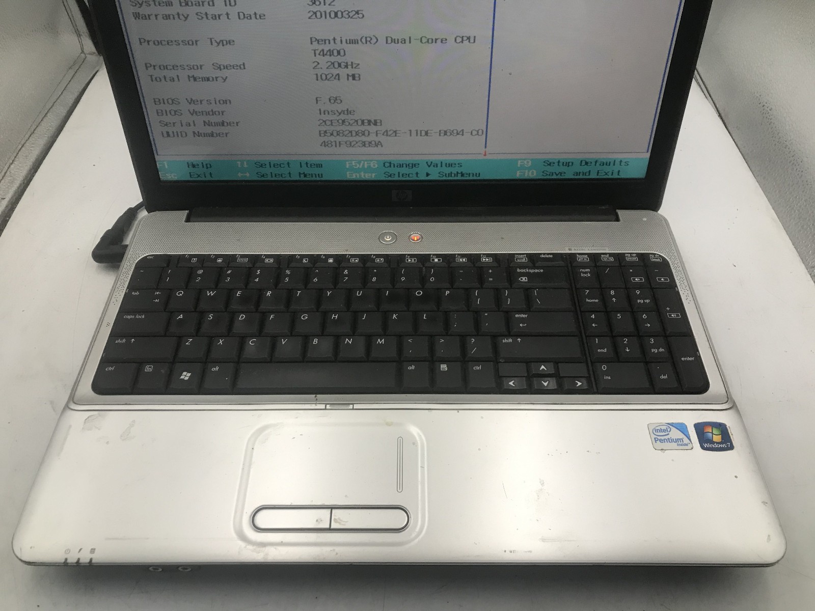 HP G60 637CL NOTEBOOK – BOOTS TO BIOS – INTEL PENTIUM T4400 – NO RAM – READ – BB
