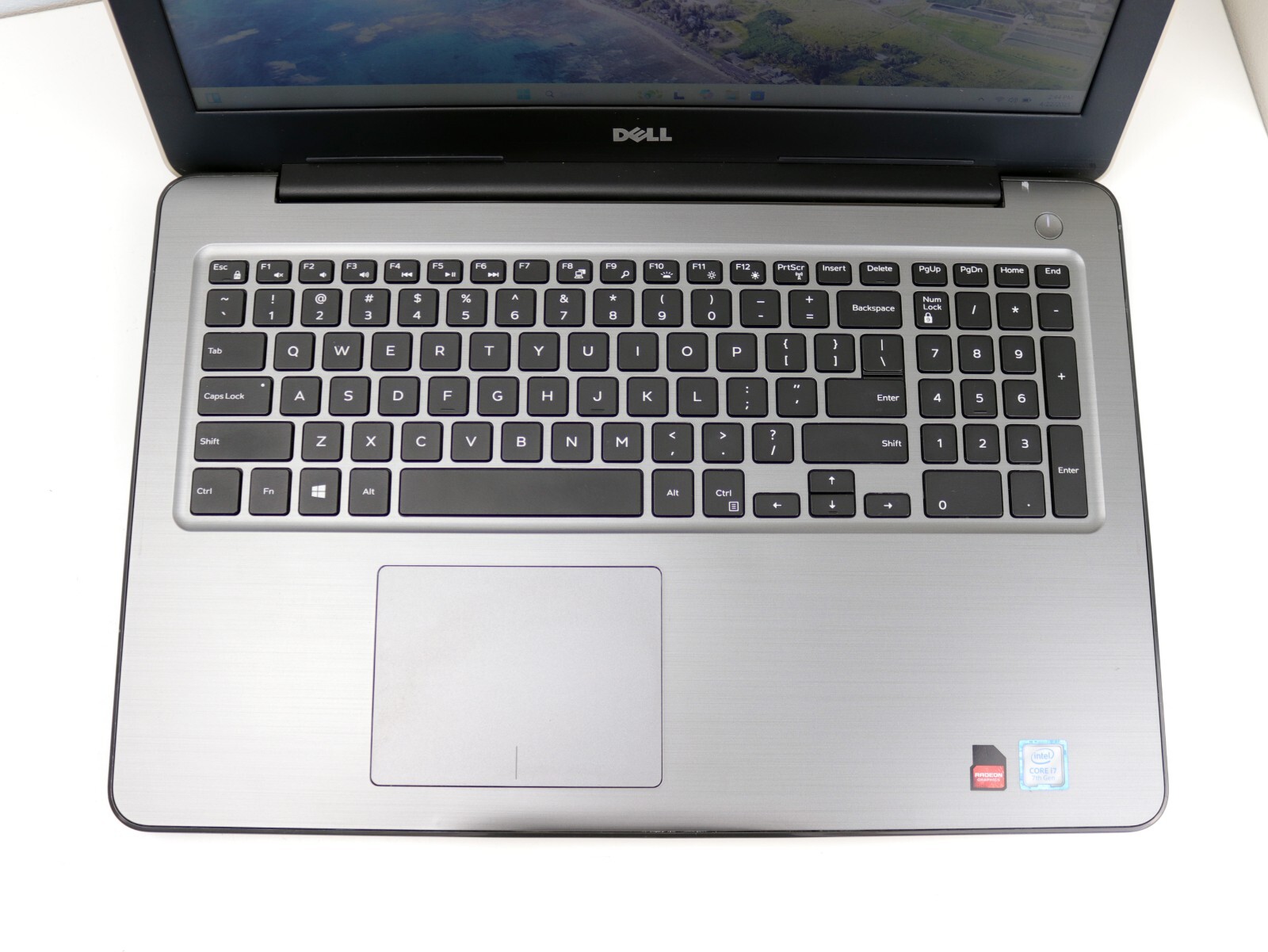 DELL INSPIRON 5567 15.6″ FULL HD CORE I7-7500U 16GB 512GB SSD RADEON R7 M440 W11