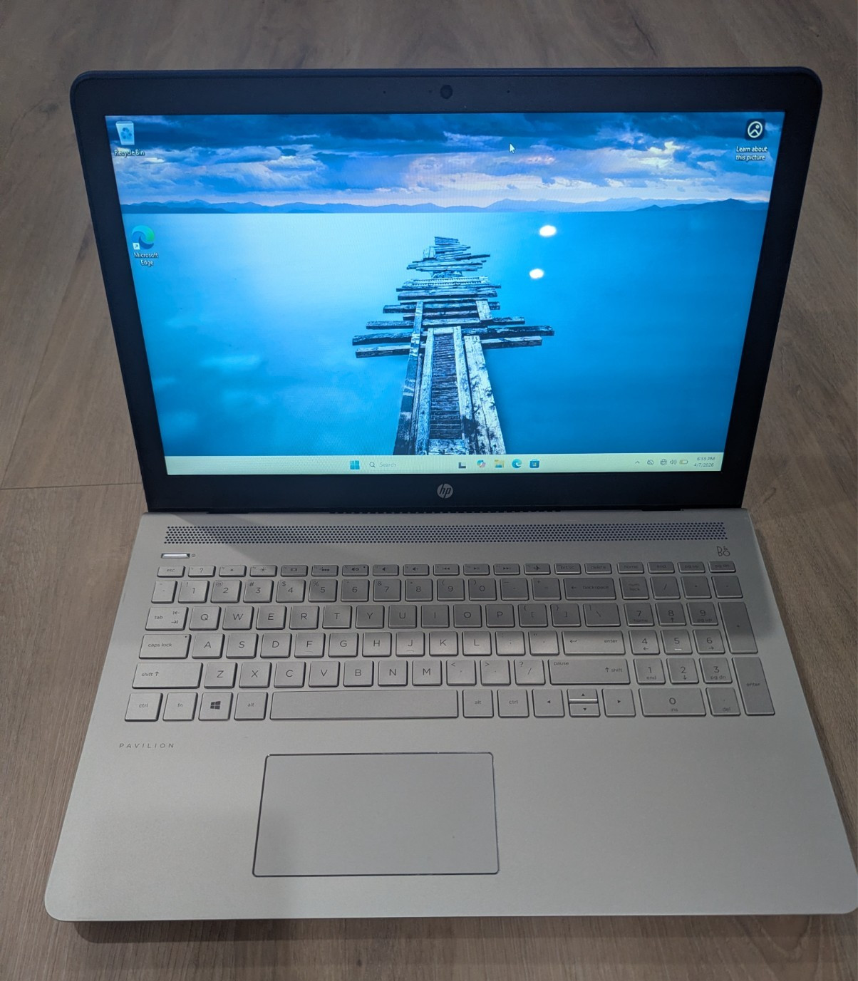 HP Pavilion 15-cc184cl /i5-8250U/12GB RAM/512GB SSD/W11 PRO w/ charger