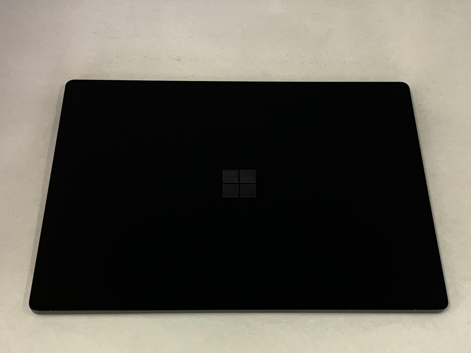Microsoft Surface Laptop 4 1979 15″ Touch i7-1185G7 16GB 512GB W11P