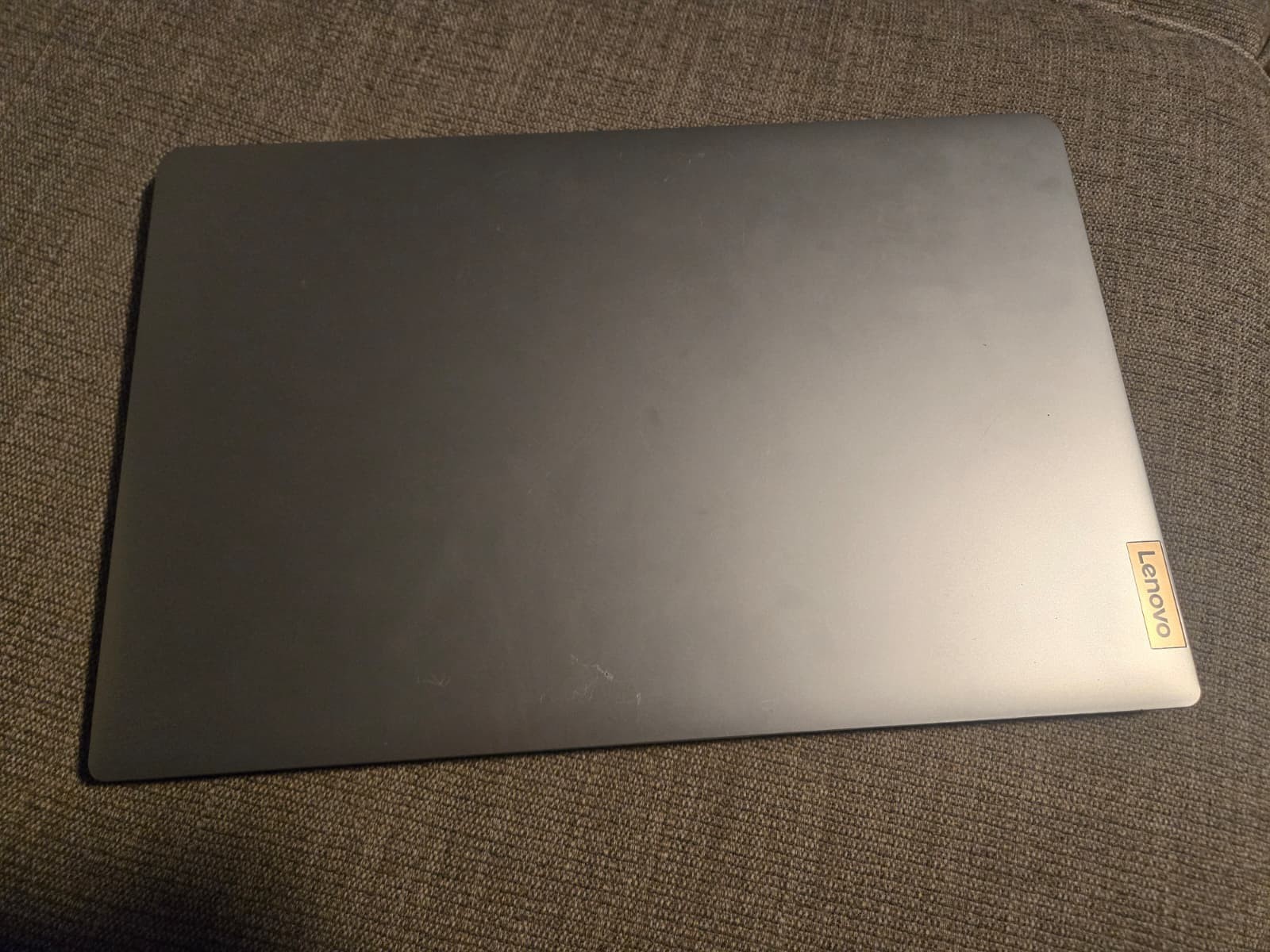 Lenovo IdeaPad 1 15AMN7 (82VG) Laptop – AMD Athlon Silver, 4GB RAM, 128GB SSD