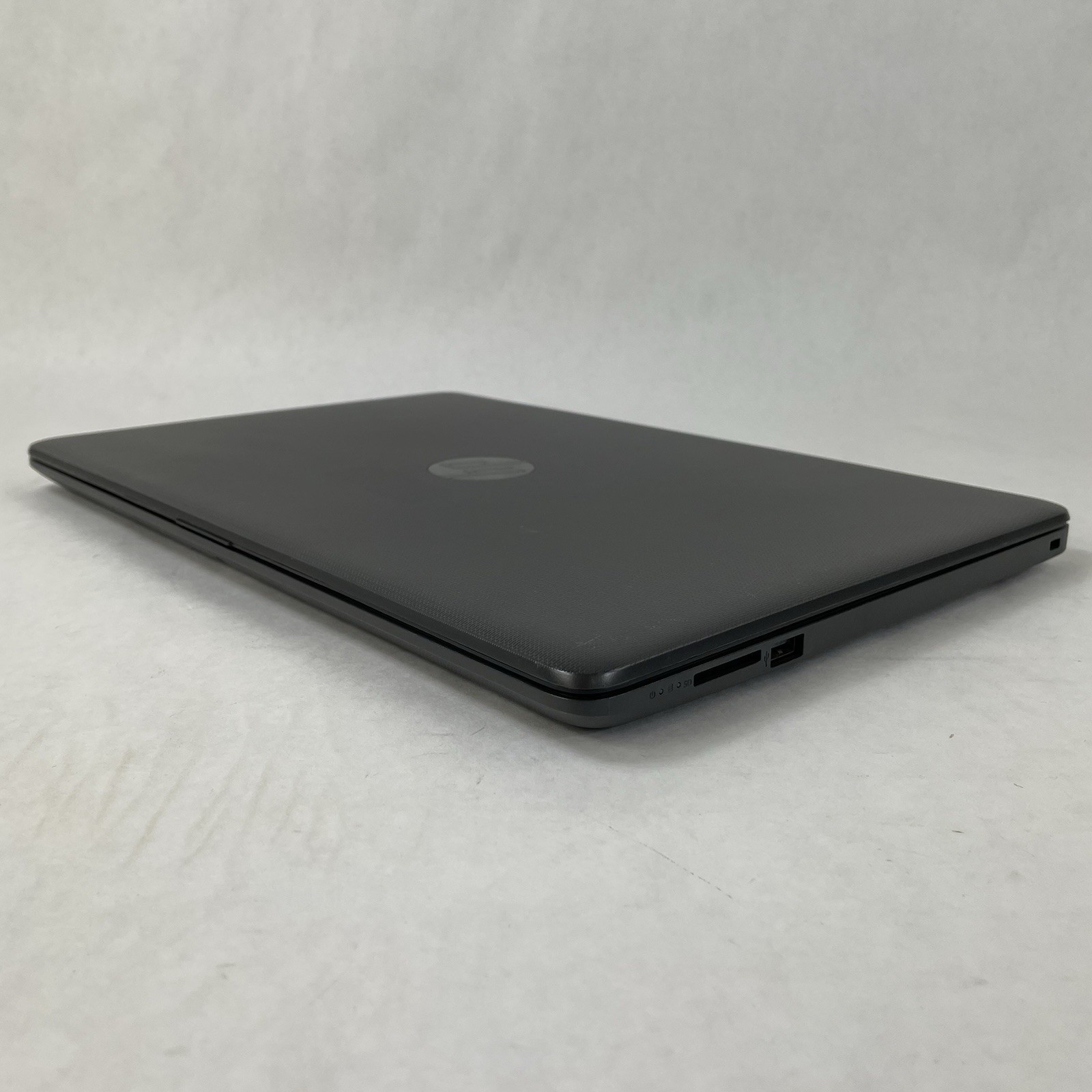 HP 255 G7 15.6″ Ryzen 3 2200U 2.50 GHz 8 GB RAM No SSD/OS/AC