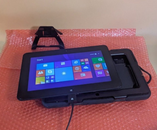 Dell Latitude 10 ST2 10.8″ Touchscreen 2GB 64GB Windows Tablet~Dead Battery