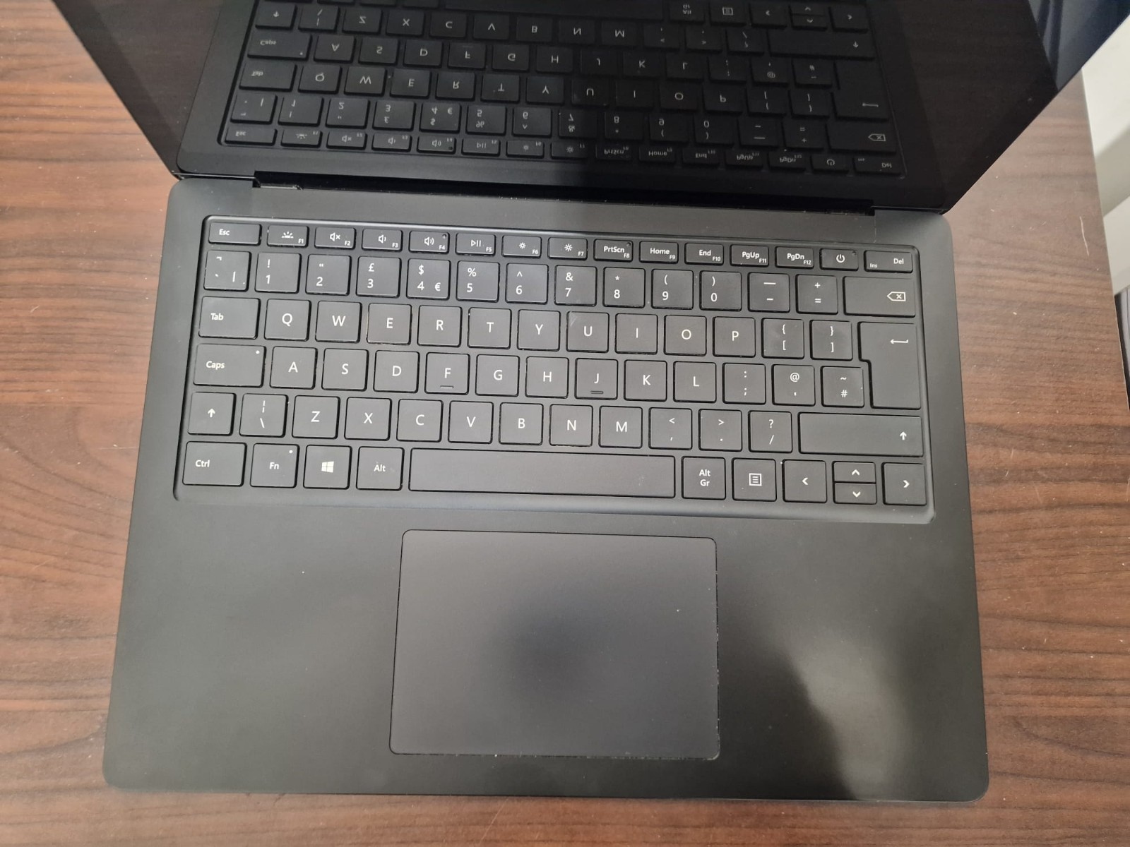 Microsoft Surface Laptop 4 13.5″ i7 1185G7 – 16GB RAM – 256GB NVMe – Touch
