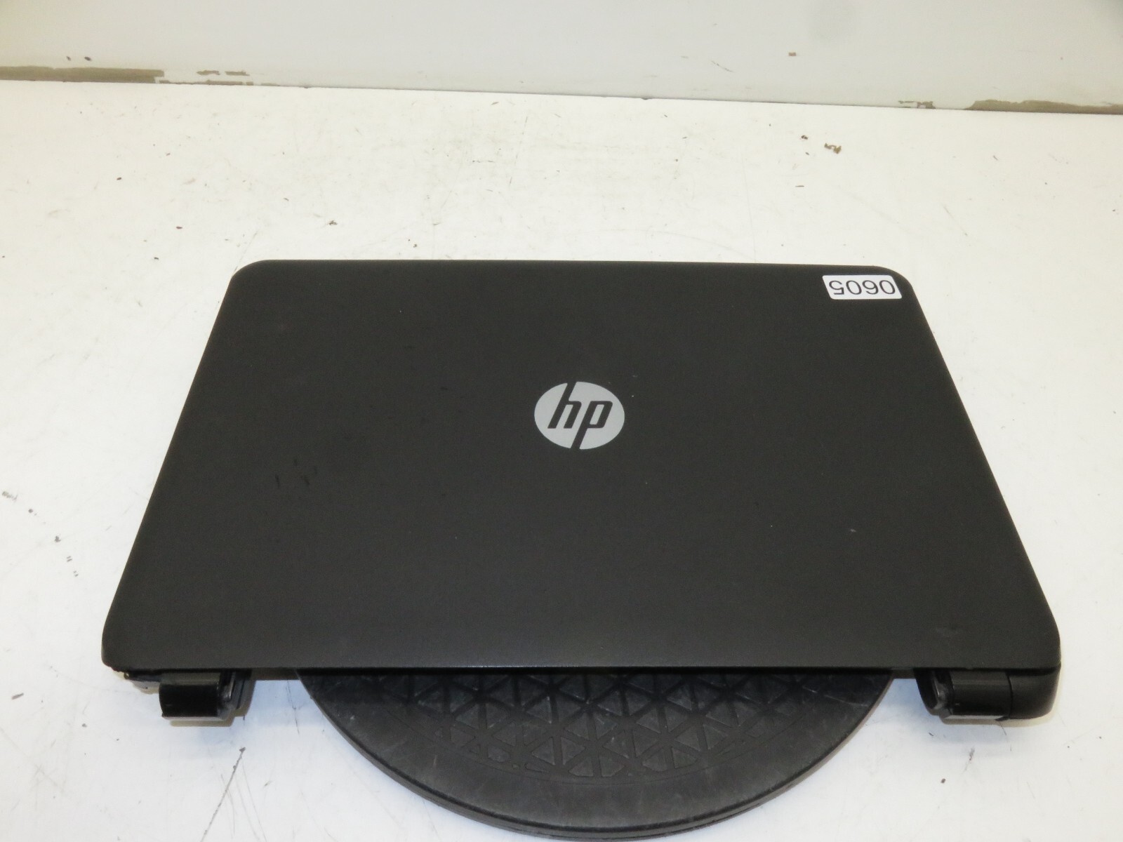 HP 15-r134cl Laptop Intel Core i3-4005u 6GB Ram – Parts/Repair