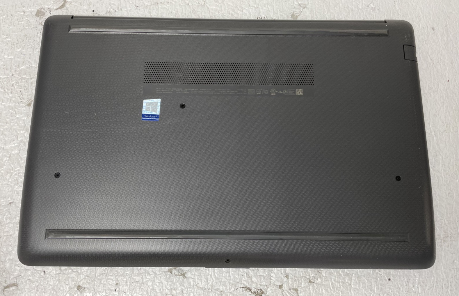 HP 255 G7 15.6 AMD AMD A6-9225 @2.60GHz 8GB RAM 256GB SSD Win10Pro*READ