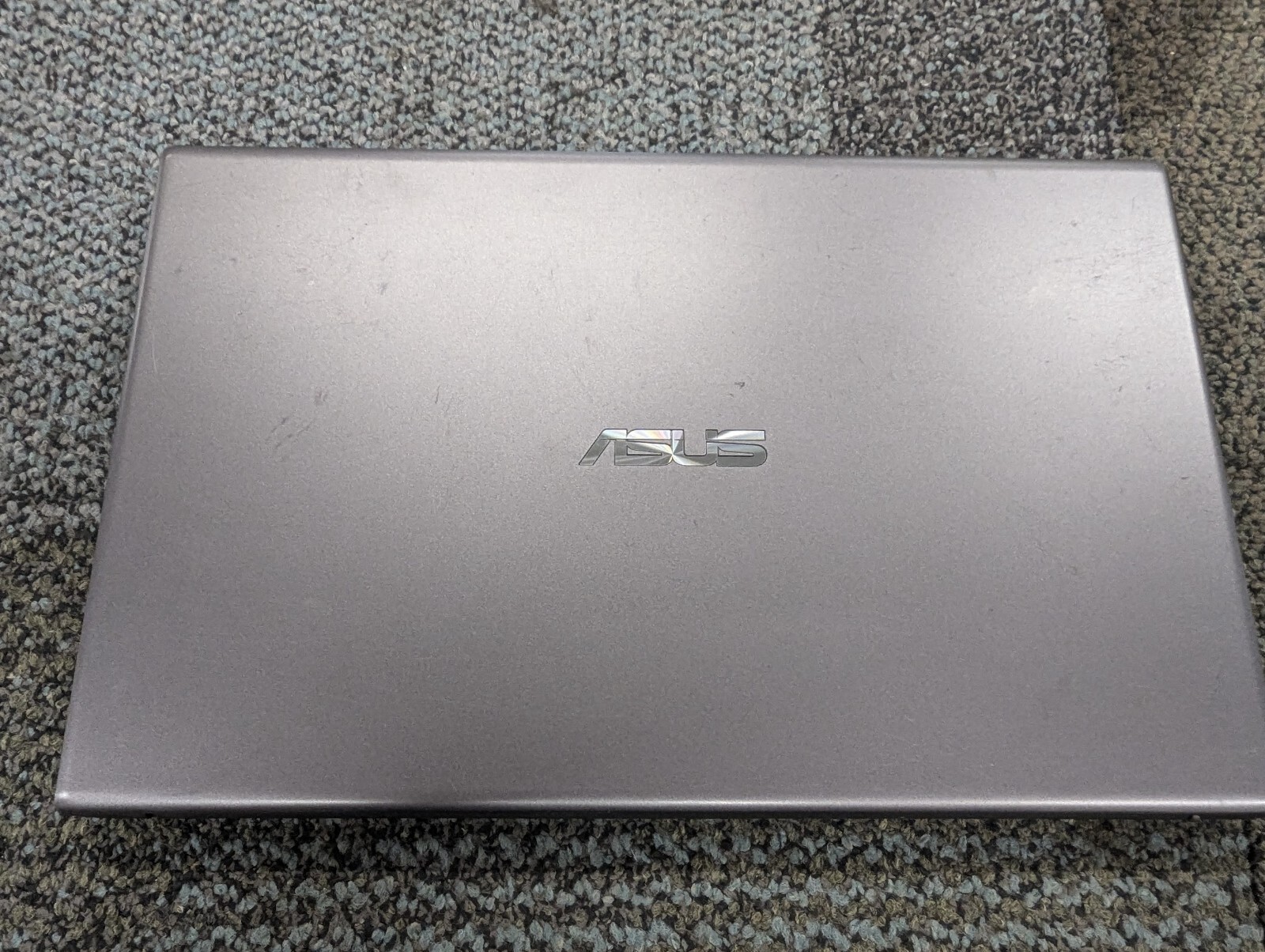 ASUS VivoBook 15 F512DA-DB34 Laptop, 15.6″ Full HD Screen, AMD Ryzen 3 3200U, 8G
