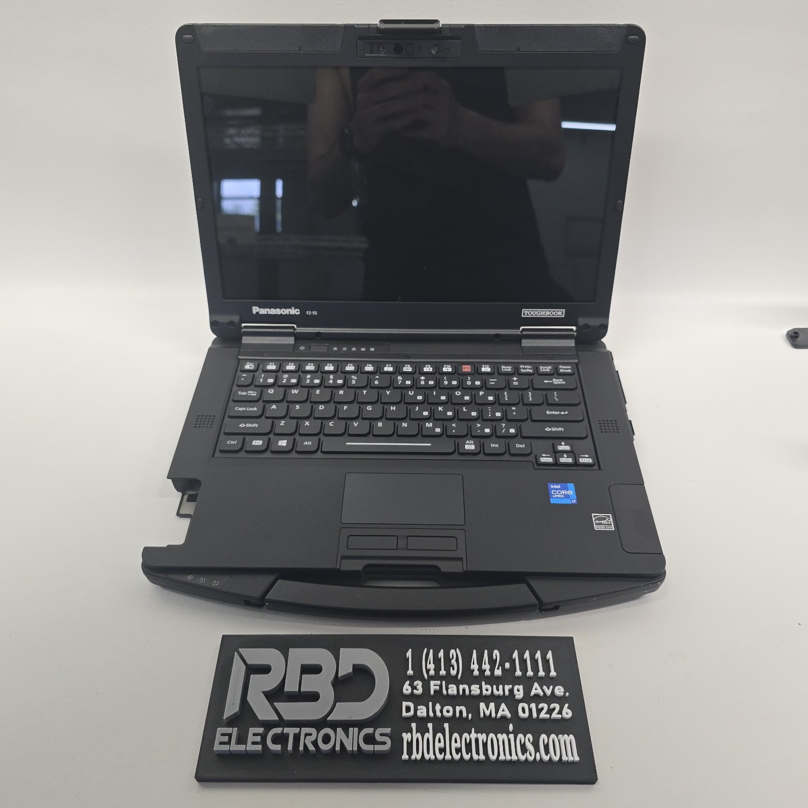 Panasonic Toughbook FZ55 MK2 FHD Touch I7-1185G7 16GB 512 NO OS/AC – NO Battery